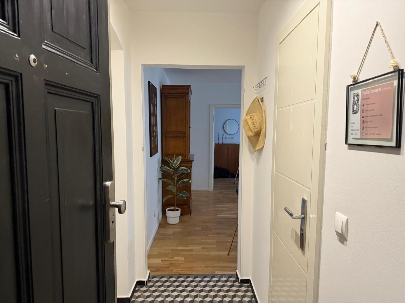 Apartment Urban Base *