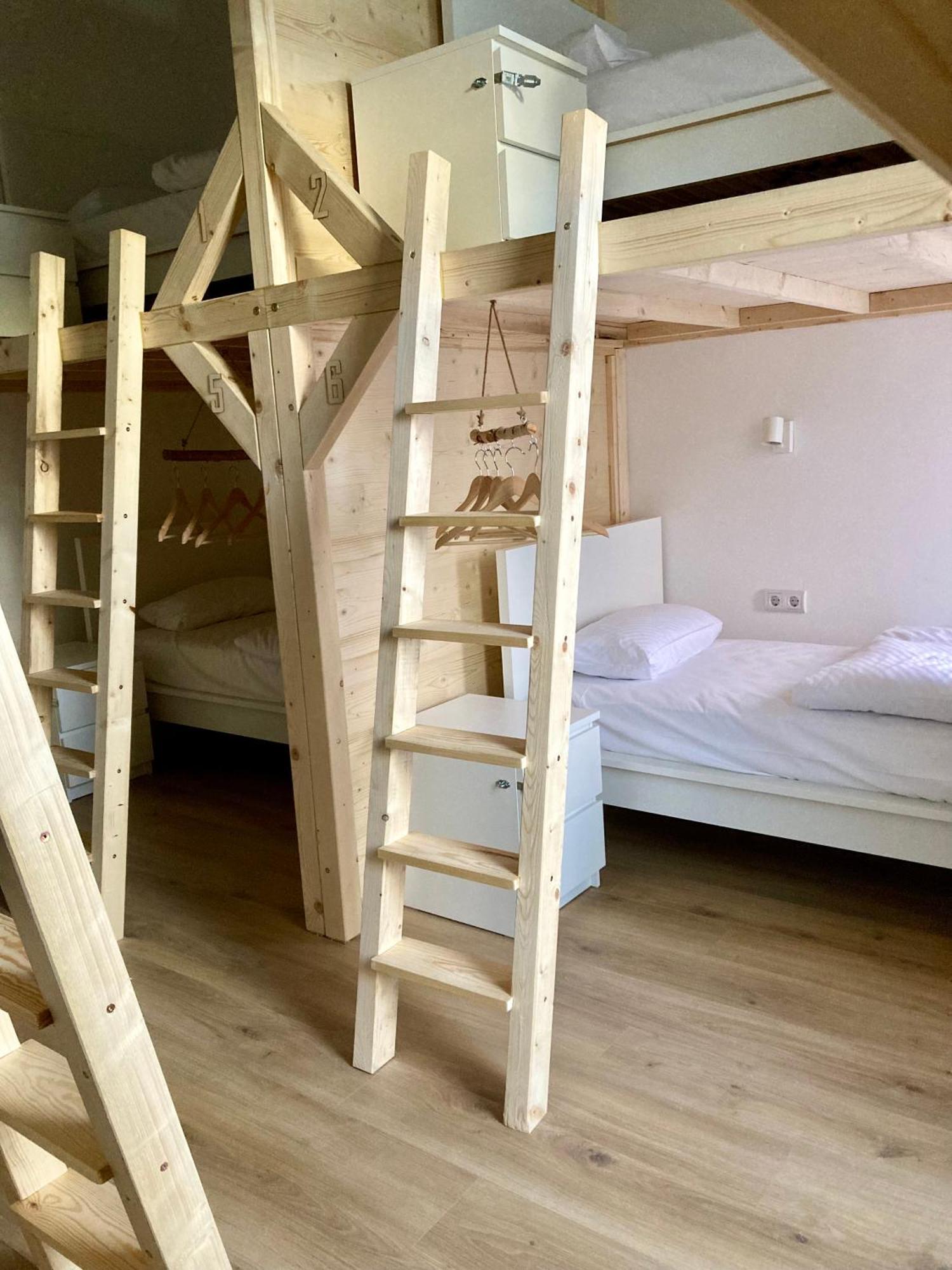 Minimal Kreuzberg Hostel *