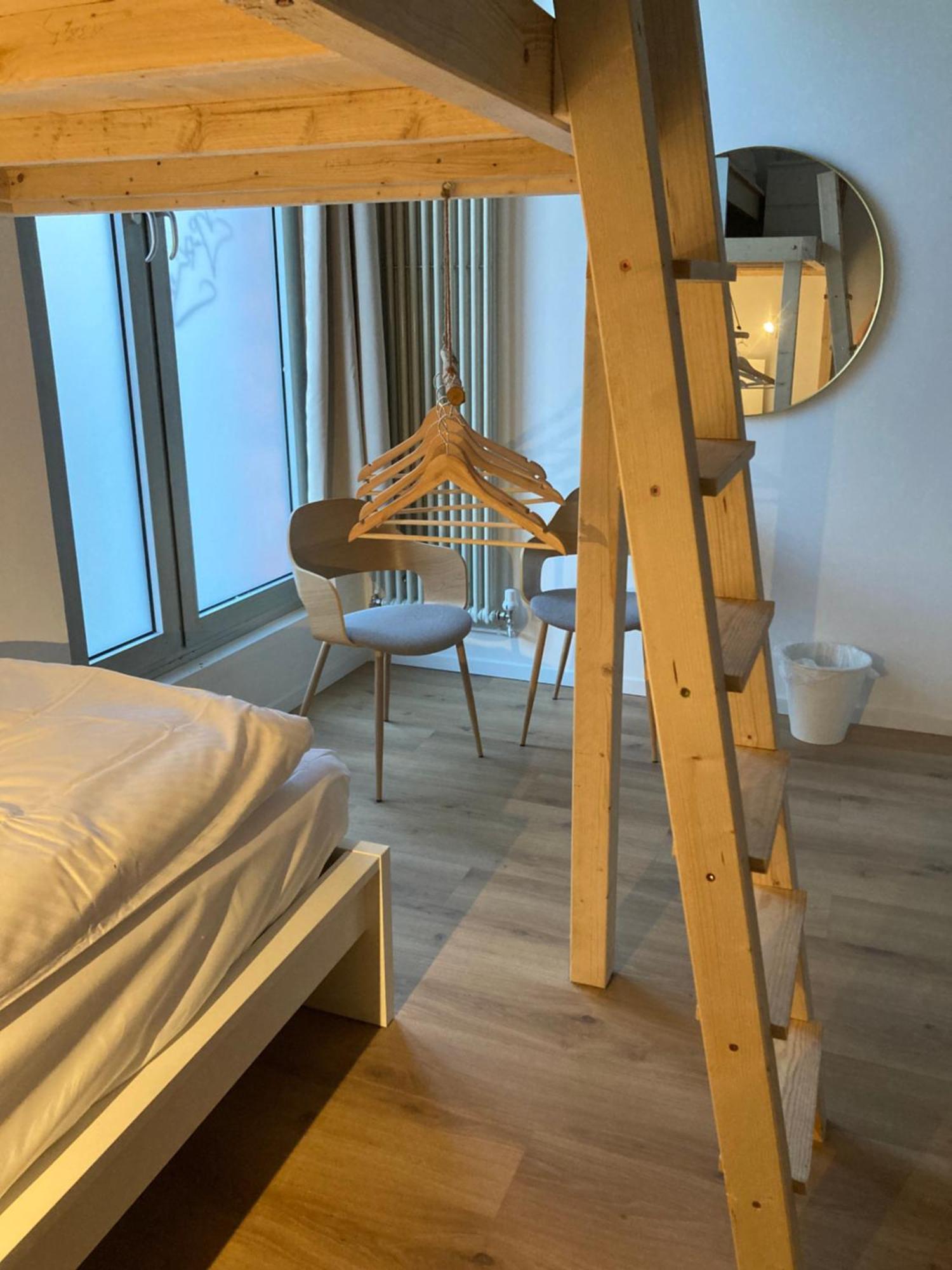 Minimal Kreuzberg Hostel *