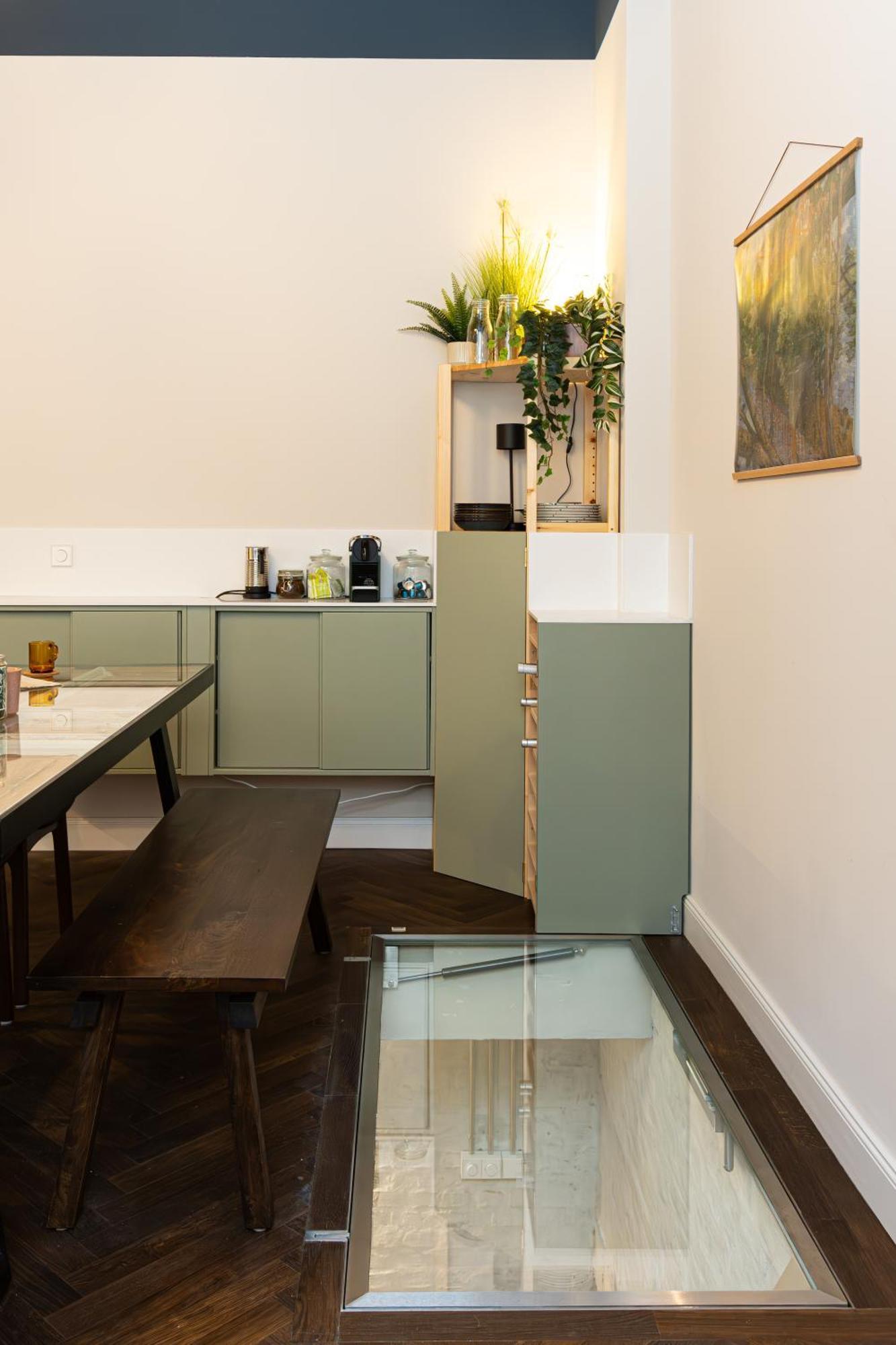 3 Bdr In Prenzlauer Berg With Cinema Berlin