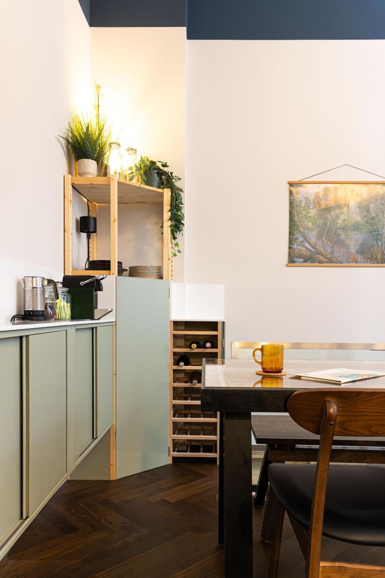 3 Bdr In Prenzlauer Berg With Cinema Berlin