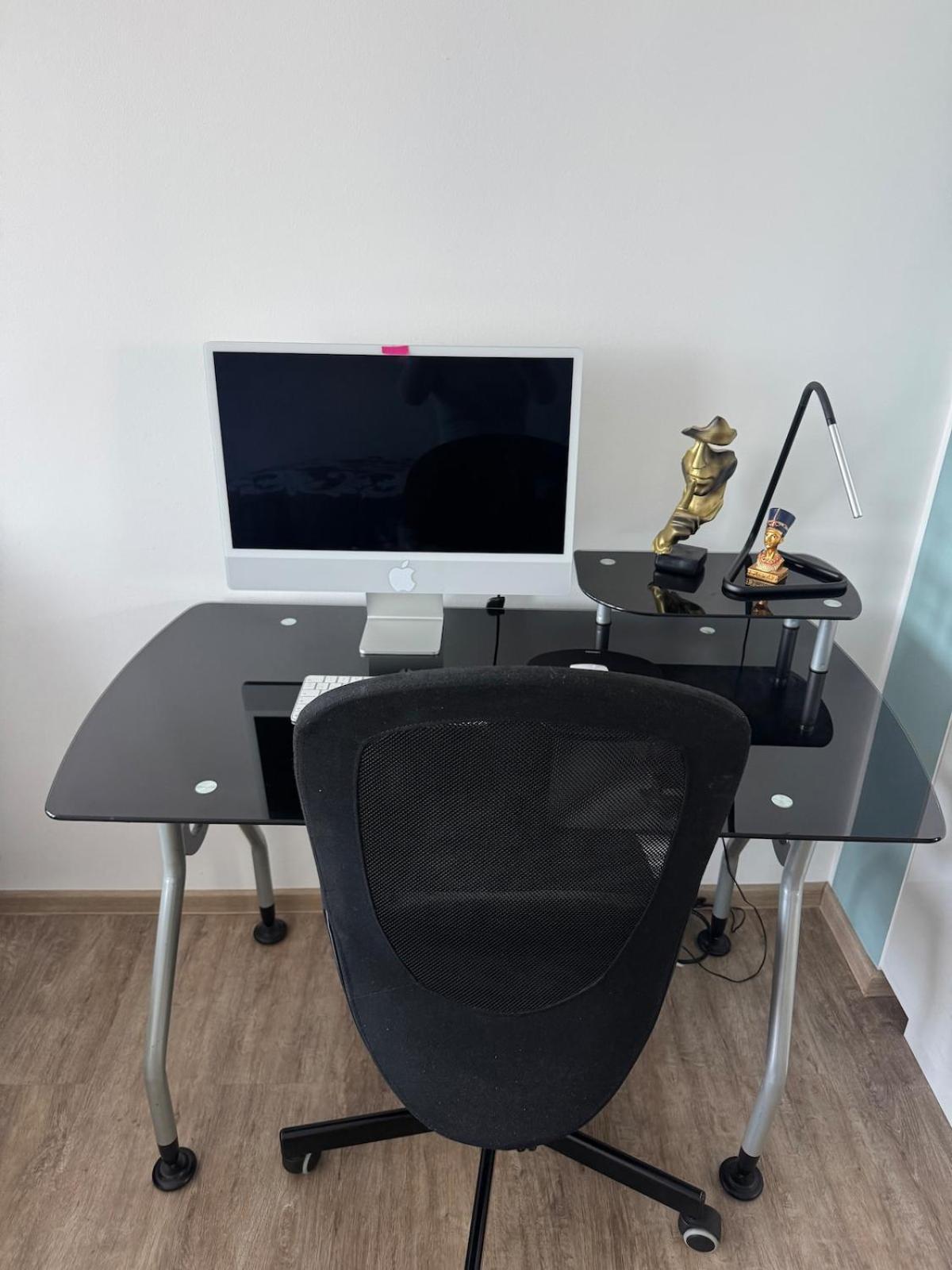 Fast Transport To Prenzlauer Berg & Friedrichshain Apartment Berlin