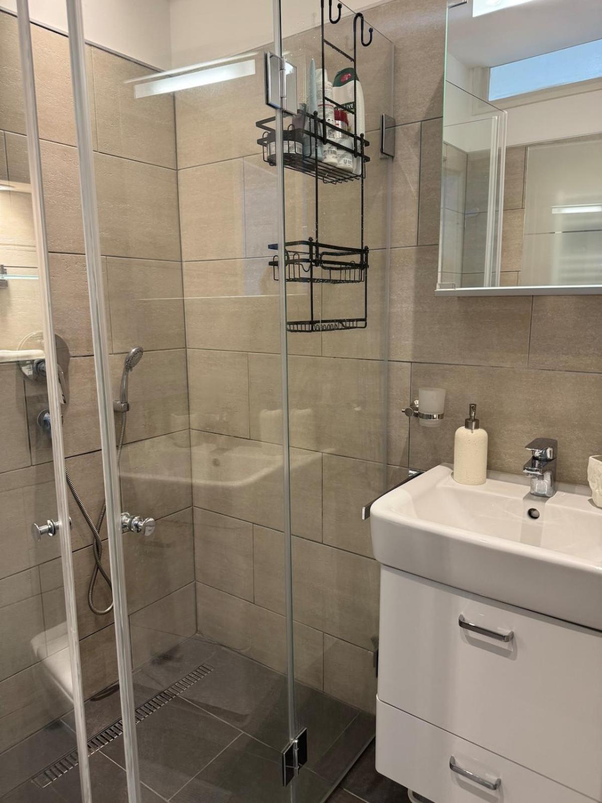 Fast Transport To Prenzlauer Berg & Friedrichshain Apartment