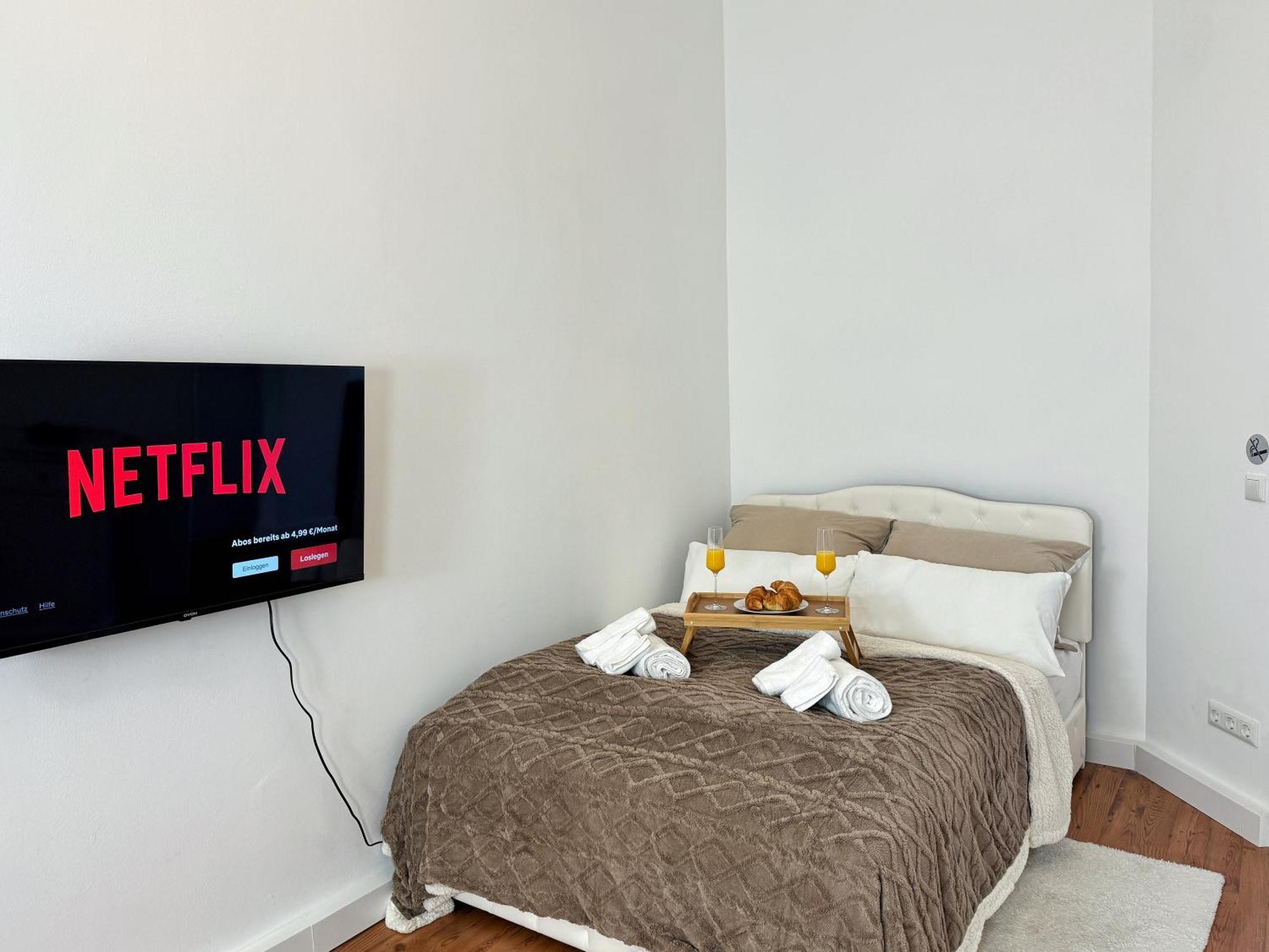 L Spacious Luxury In Prenzlauer Berg Apartment