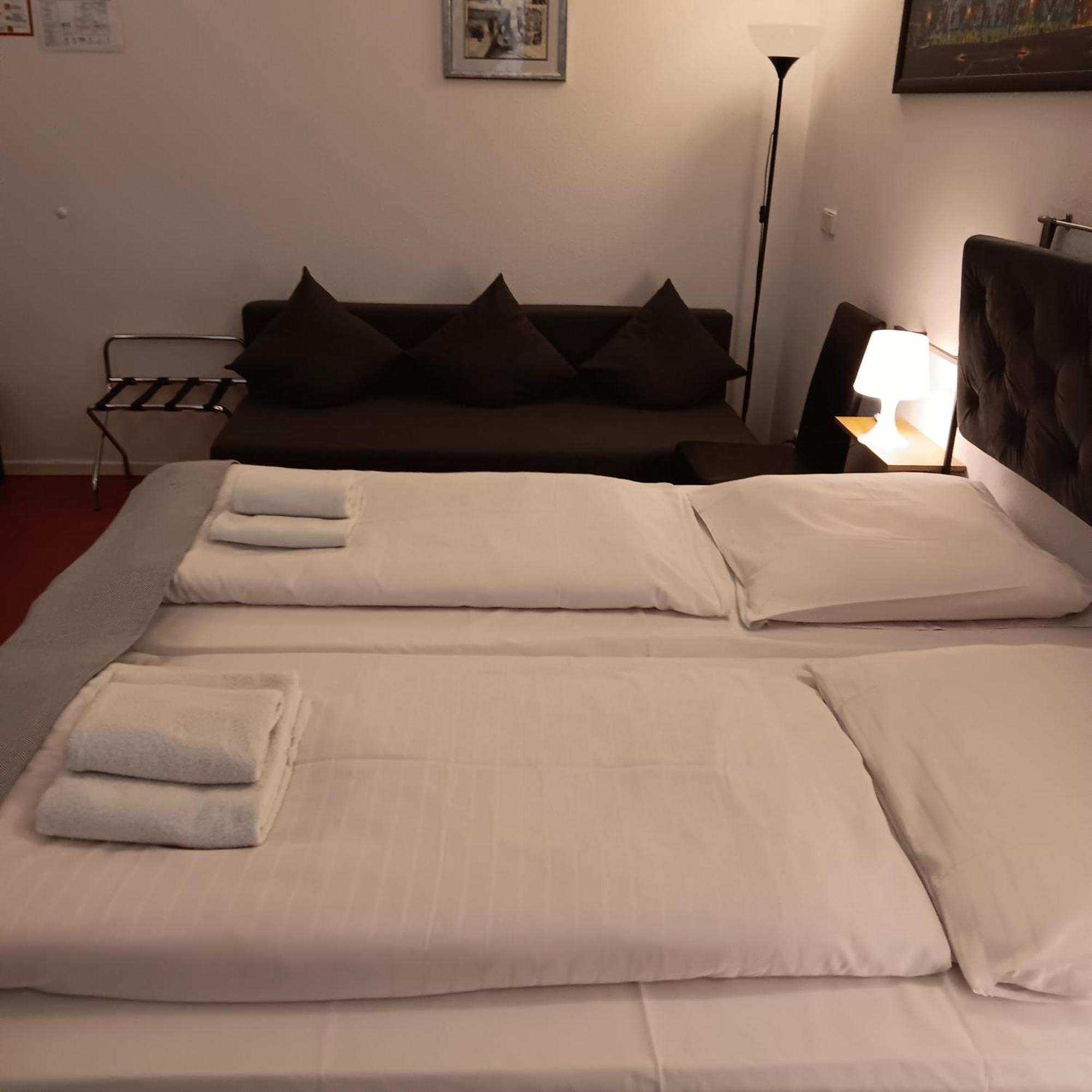 Hotel Amelie 3*