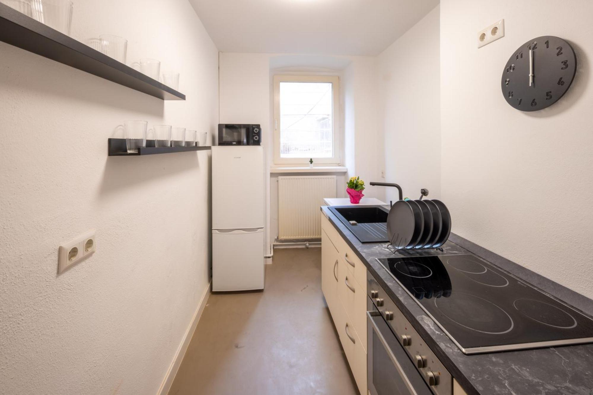 100qm2, Superior Suite, 8 Beds, Rain Shower Apartment Berlin