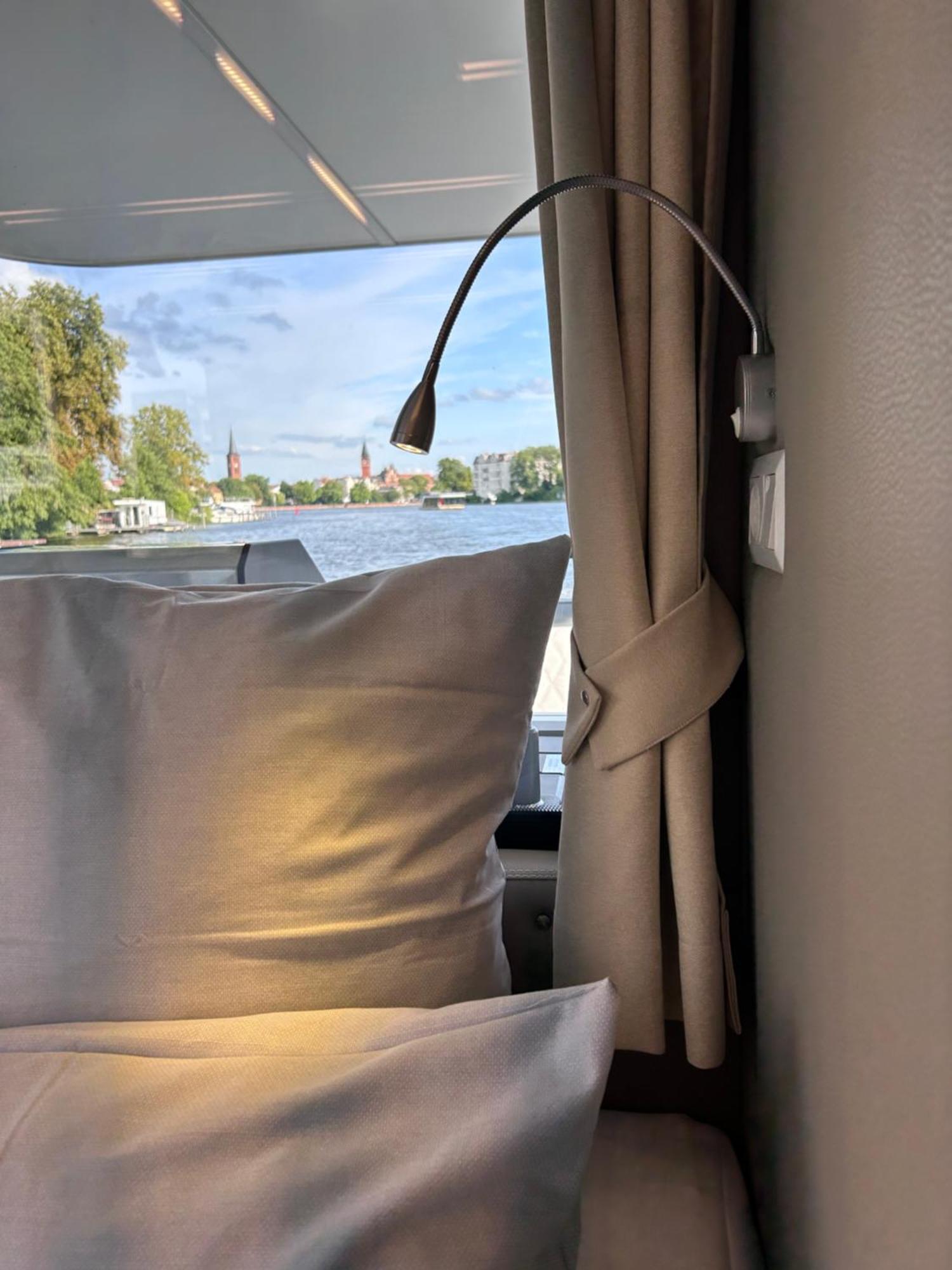 Nena Hausboot * Berlin