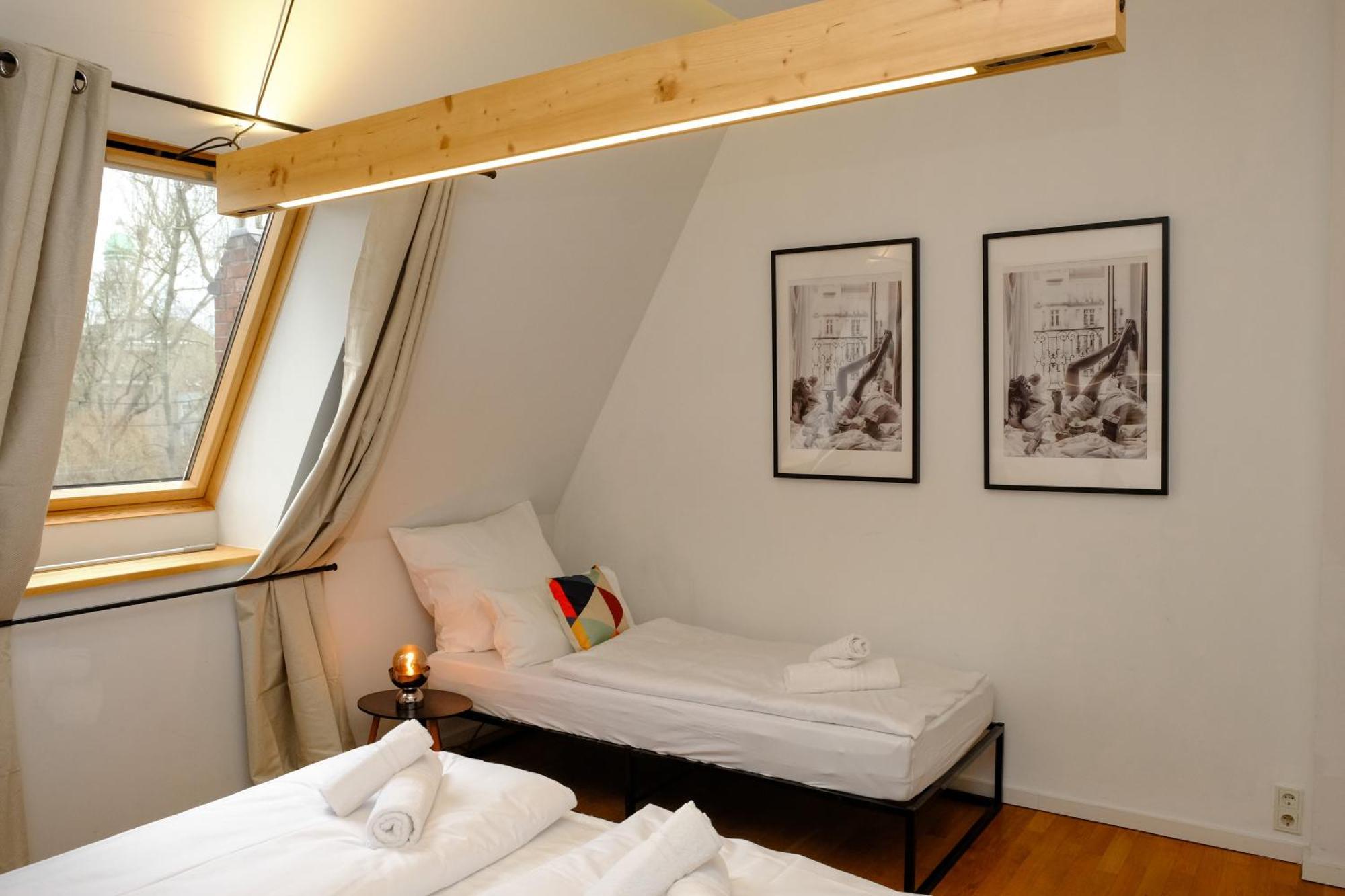 Roof&chill Loft I Overthetop 2-level I 170m2 I 2 Baeder I Bachelor I Familien I Gruppen I Events Apartment Berlin