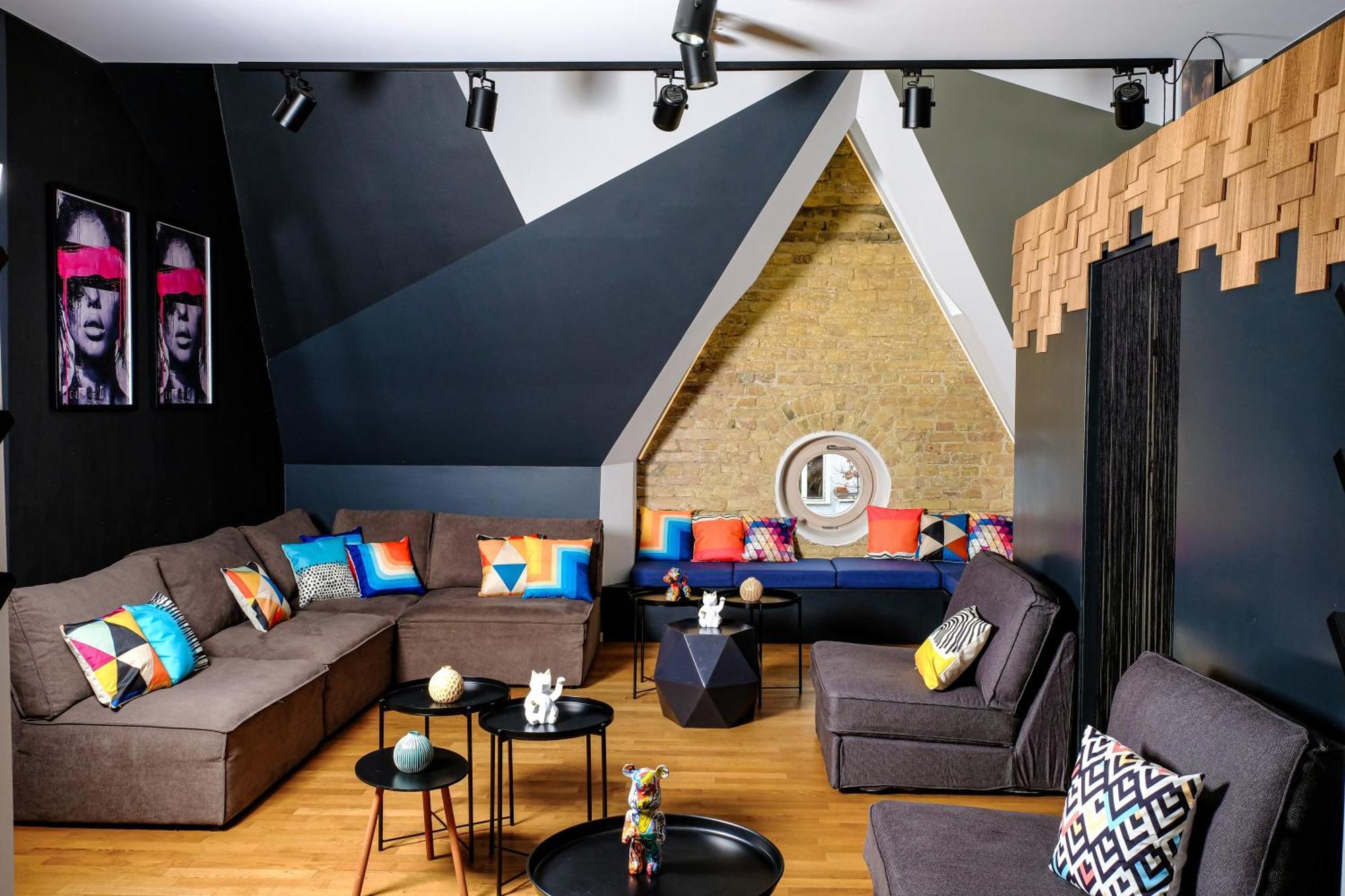 Roof&chill Loft I Overthetop 2-level I 170m2 I 2 Baeder I Bachelor I Familien I Gruppen I Events Apartment Berlin