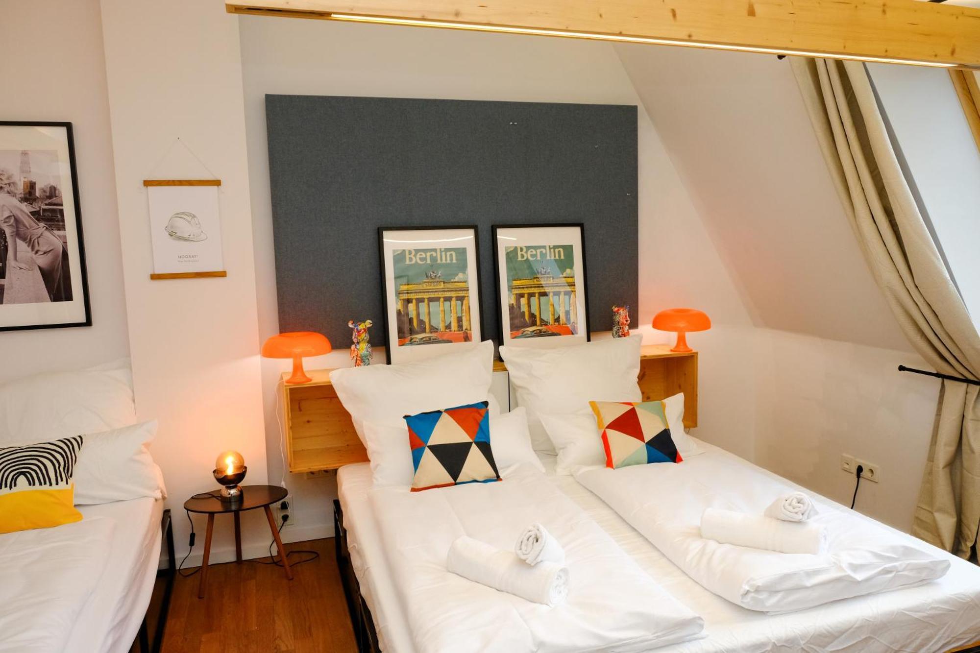 Apartment Roof&chill Loft I Overthetop 2-level I 170m2 I 2 Baeder I Bachelor I Familien I Gruppen I Events