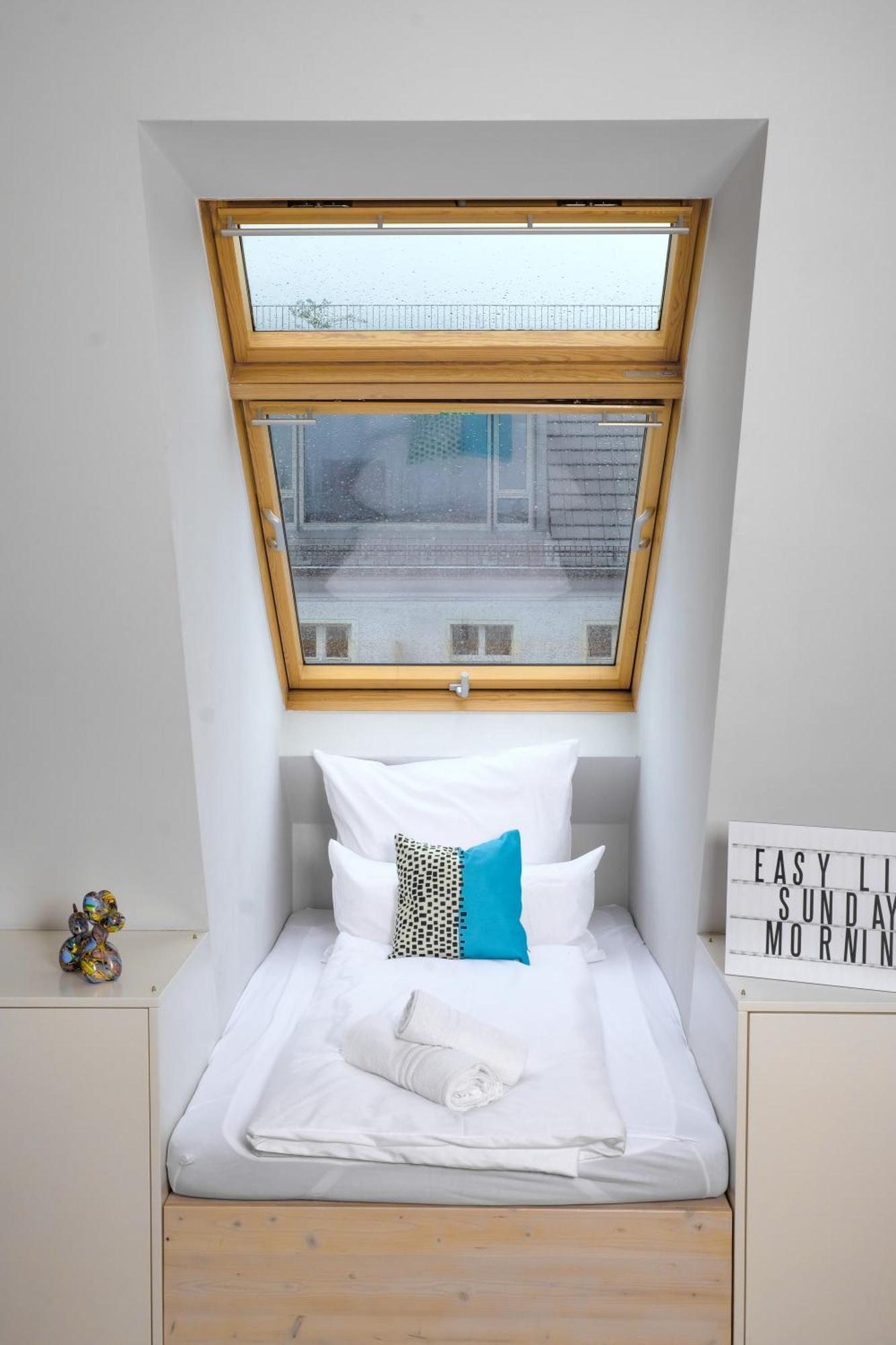 Roof&chill Loft I Overthetop 2-level I 170m2 I 2 Baeder I Bachelor I Familien I Gruppen I Events Apartment *