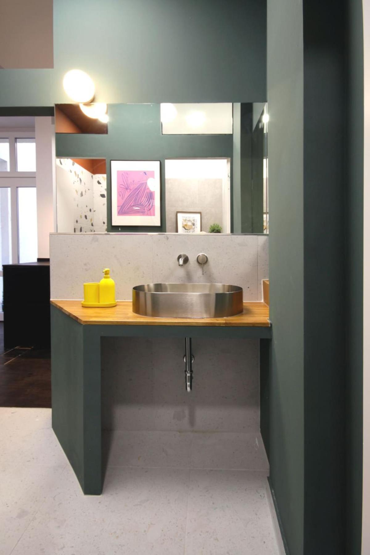 Poets Place Design In Kreuzberg Apartment