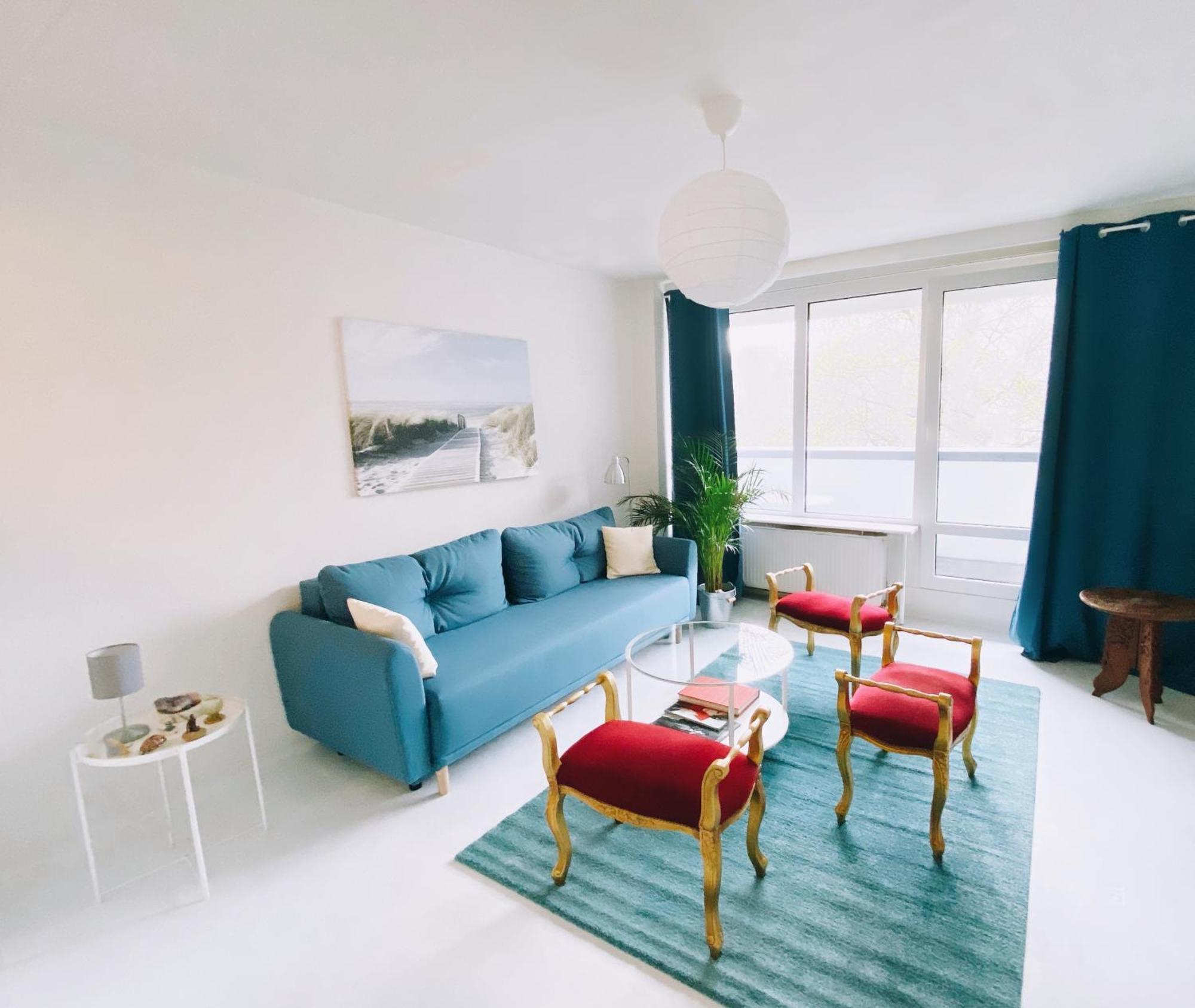 Wonderful And Cosy In The Heart Of Berlin, 1 Bedroom, 1 Living With Comfortable Bed Couch * Berlin