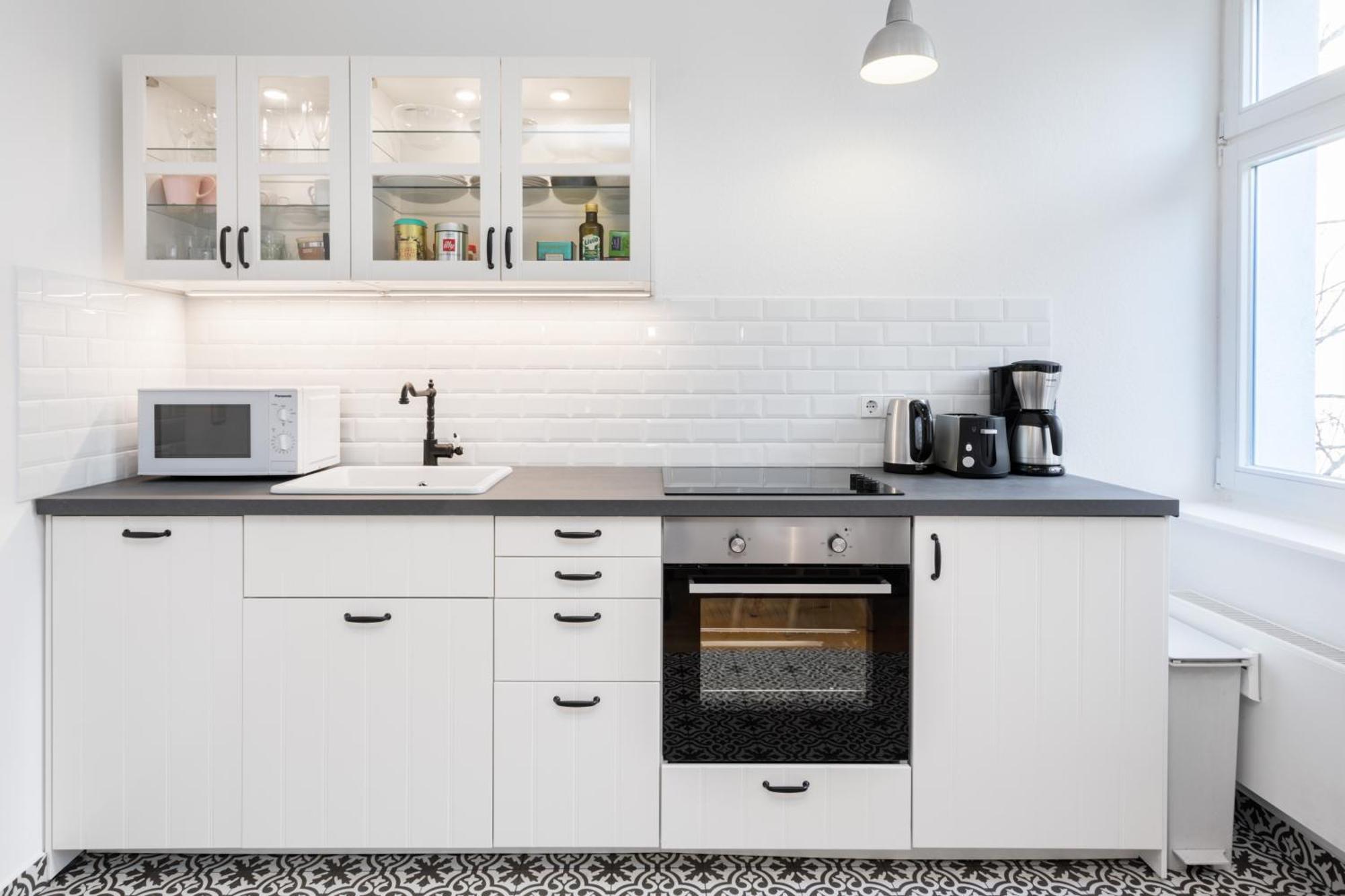 Apartment Thezion, Lovely 1 Bedroom Up To 3 *