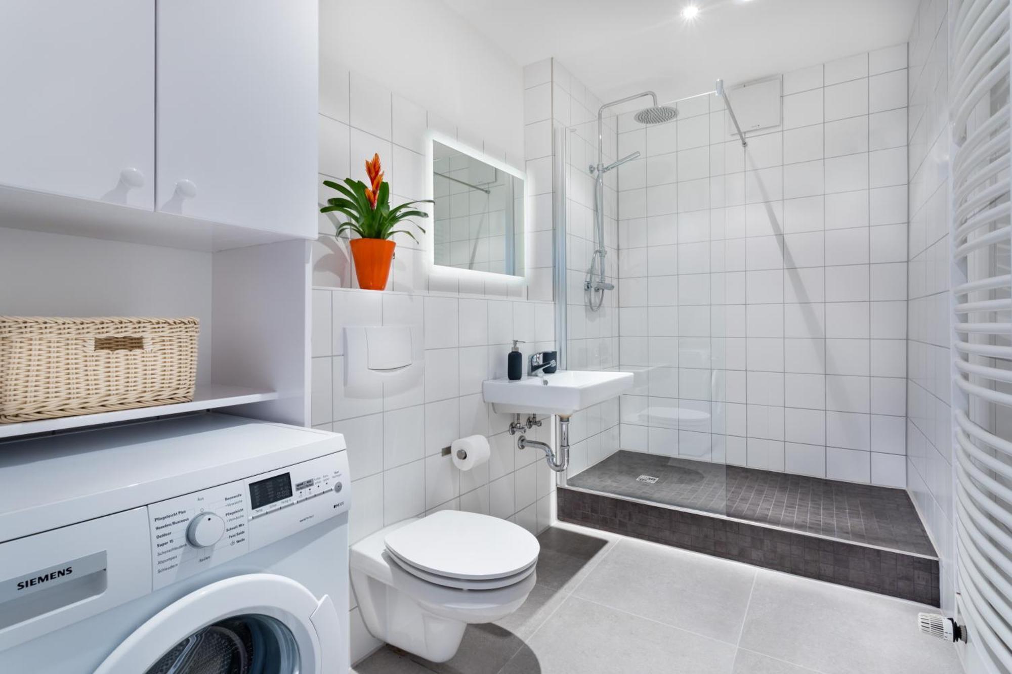 Thezion, Lovely 1 Bedroom Up To 3 Berlin