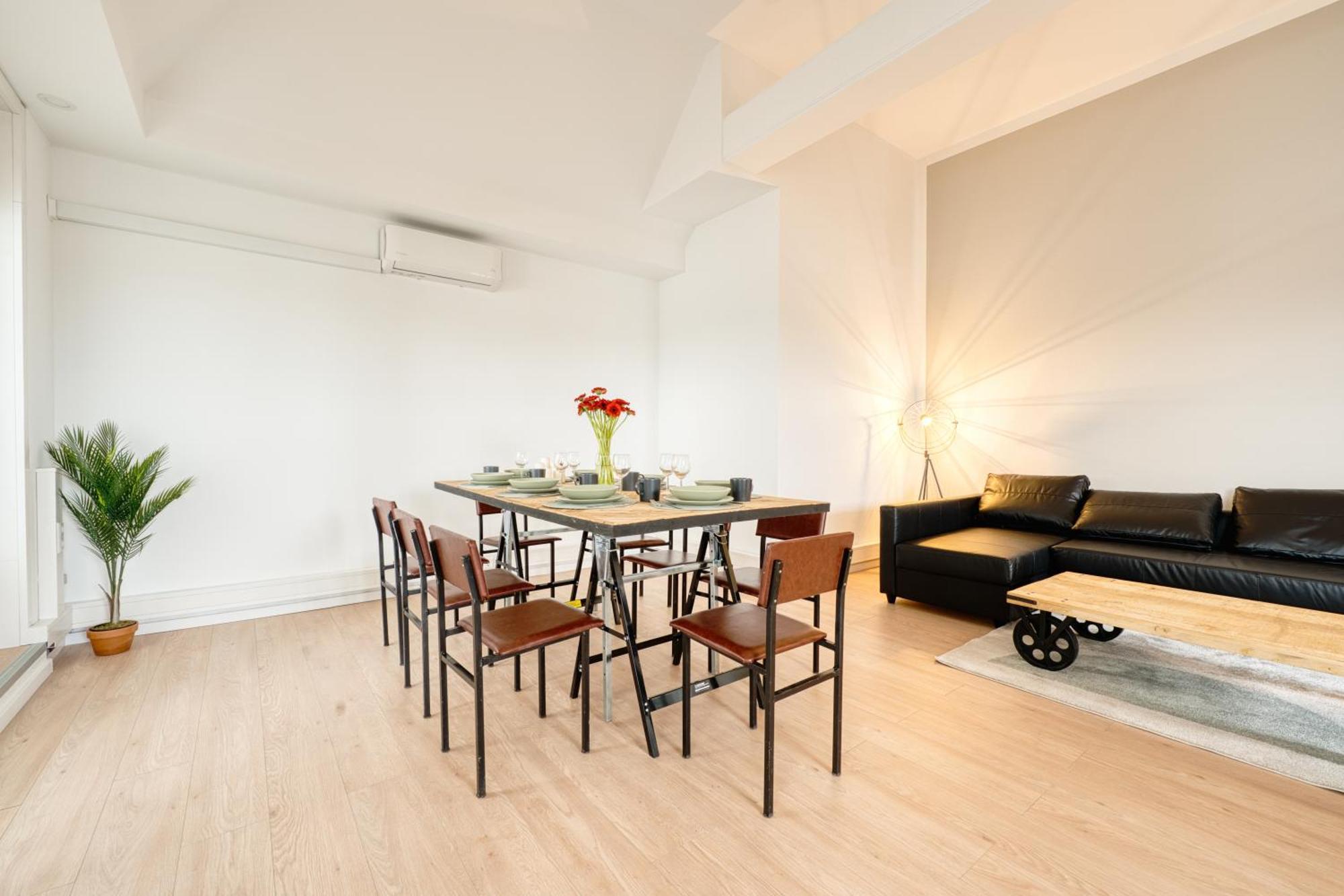 Big Urban Loft - Bis Zu 20 Personen - 180qm - 180 Grad Skyline Balkon