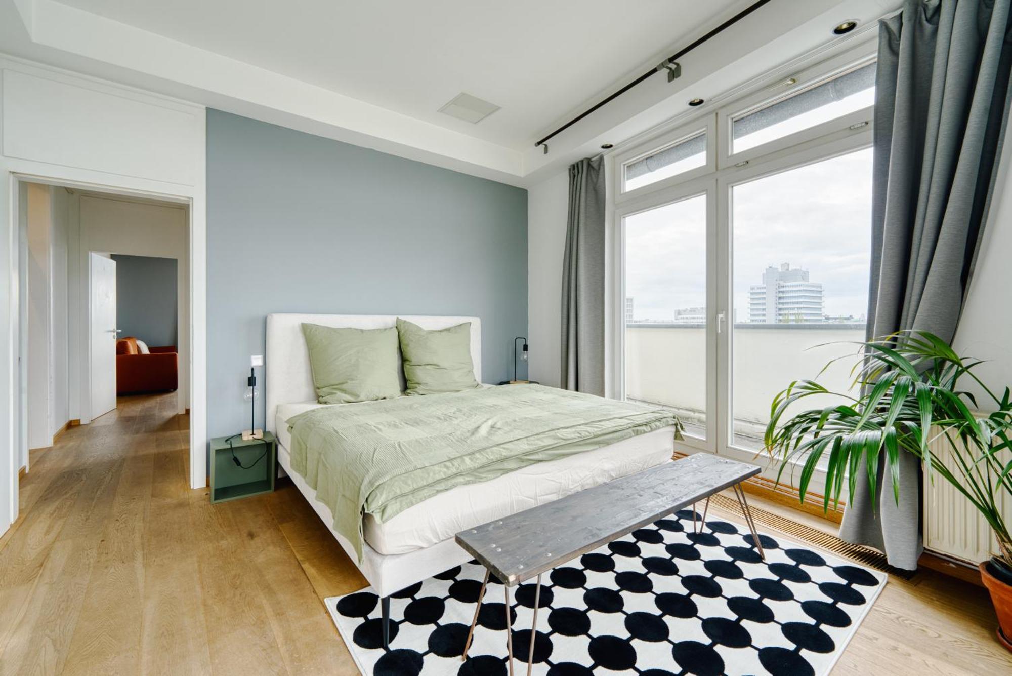 Big Urban Loft - Bis Zu 20 Personen - 180qm - 180 Grad Skyline Balkon Apartment Berlin