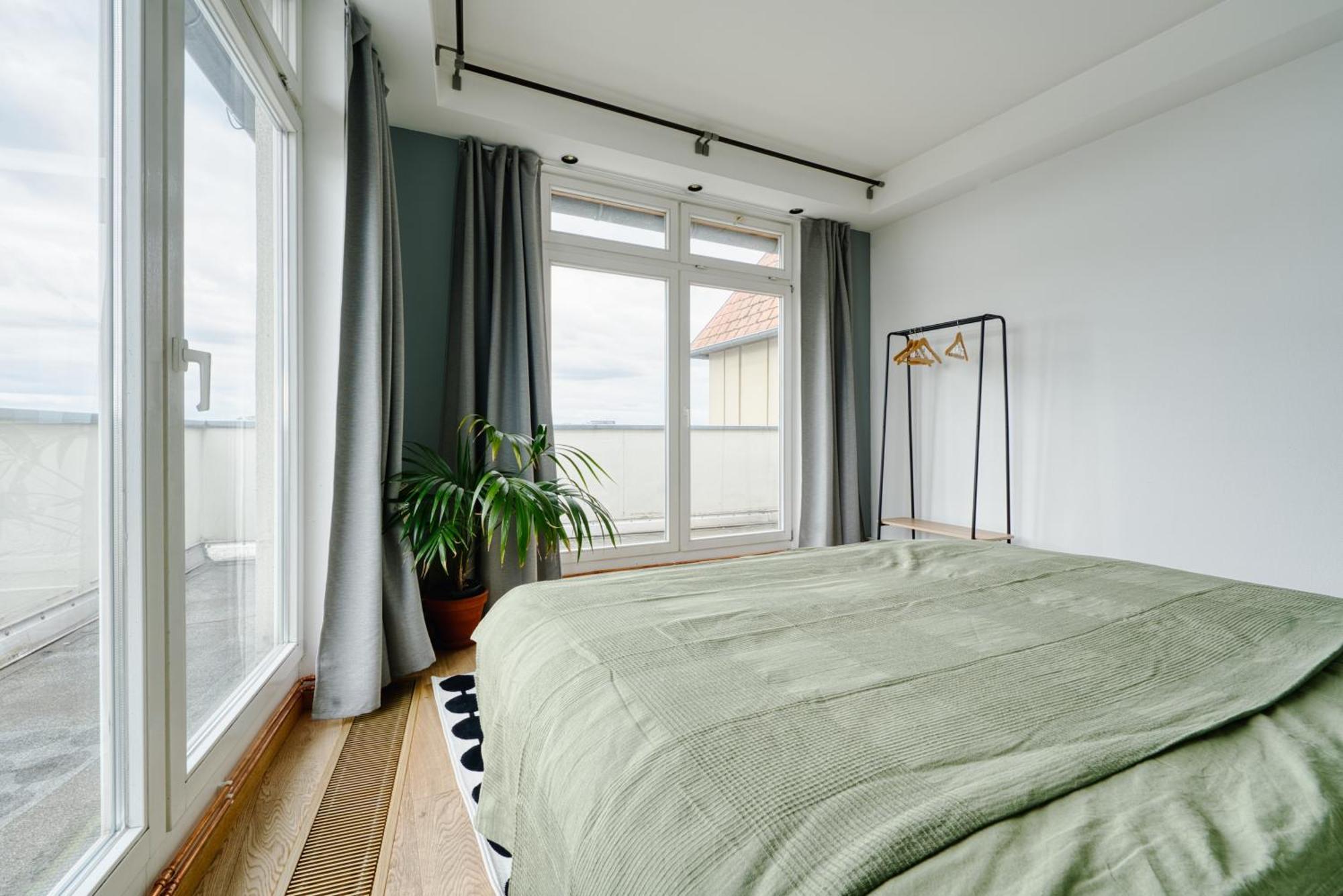 Big Urban Loft - Bis Zu 20 Personen - 180qm - 180 Grad Skyline Balkon *