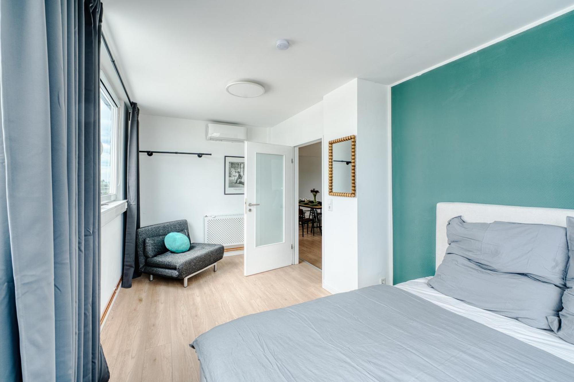 Big Urban Loft - Bis Zu 20 Personen - 180qm - 180 Grad Skyline Balkon * Berlin