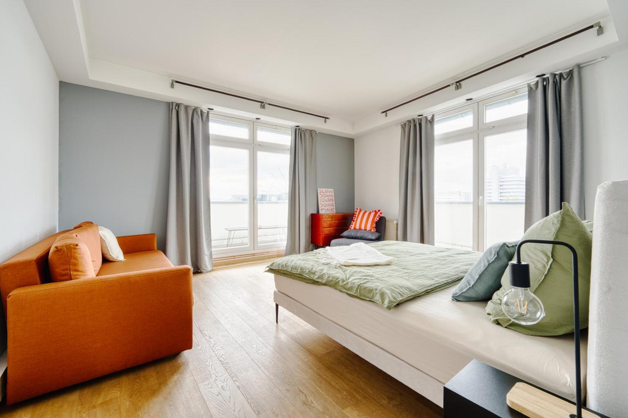 Big Urban Loft - Bis Zu 20 Personen - 180qm - 180 Grad Skyline Balkon Berlin