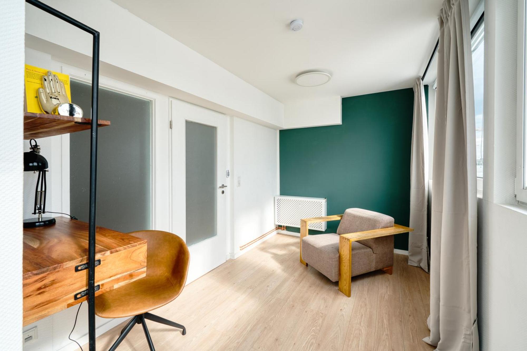 Urban Loft - 180 Skyline Balkon - 4sz - Hbf