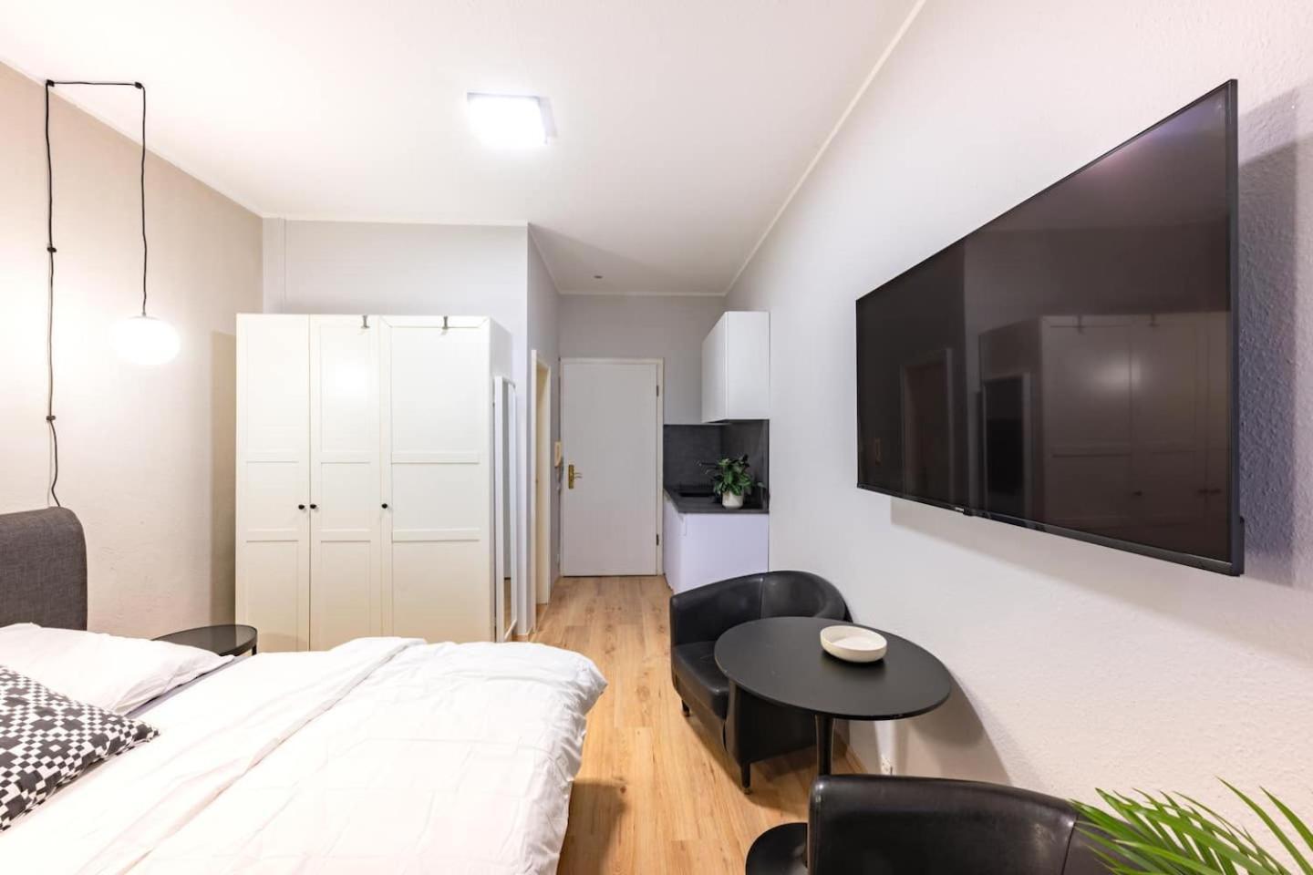 Bh5 Ron Hotel