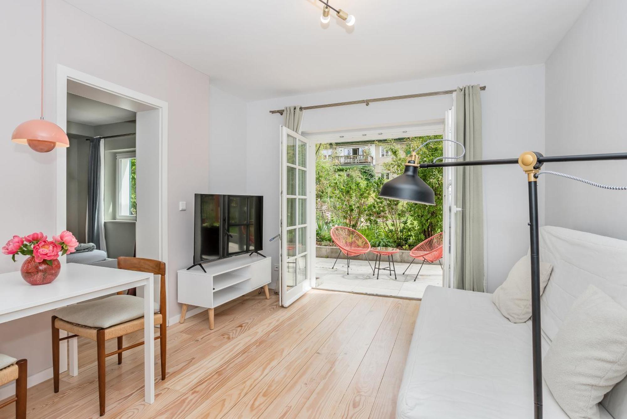 Urban-oasis: Zentral, Ruhig, Neu! Apartment