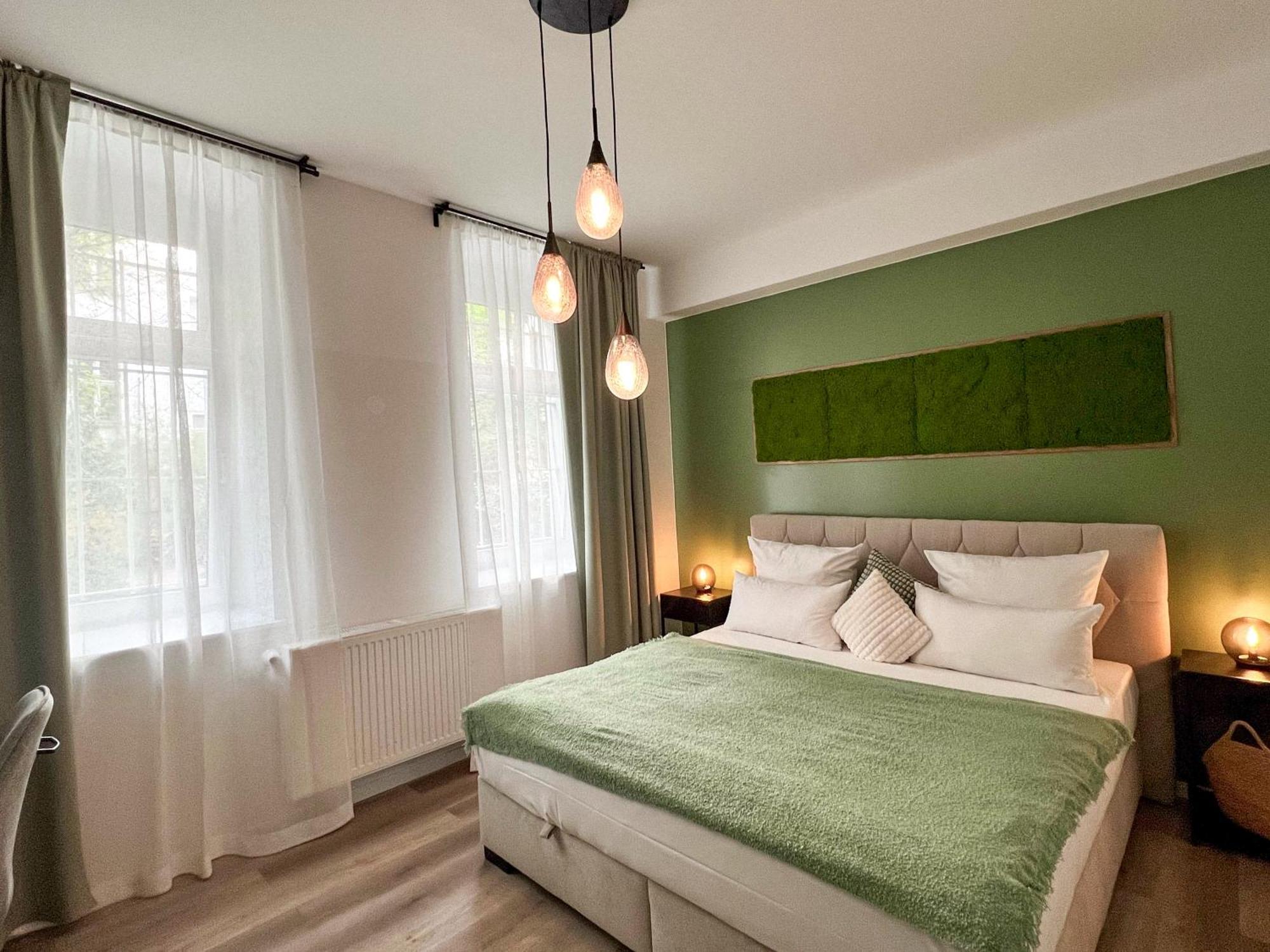Oomph The Grand Group & Family Retreat Apartment Berlin