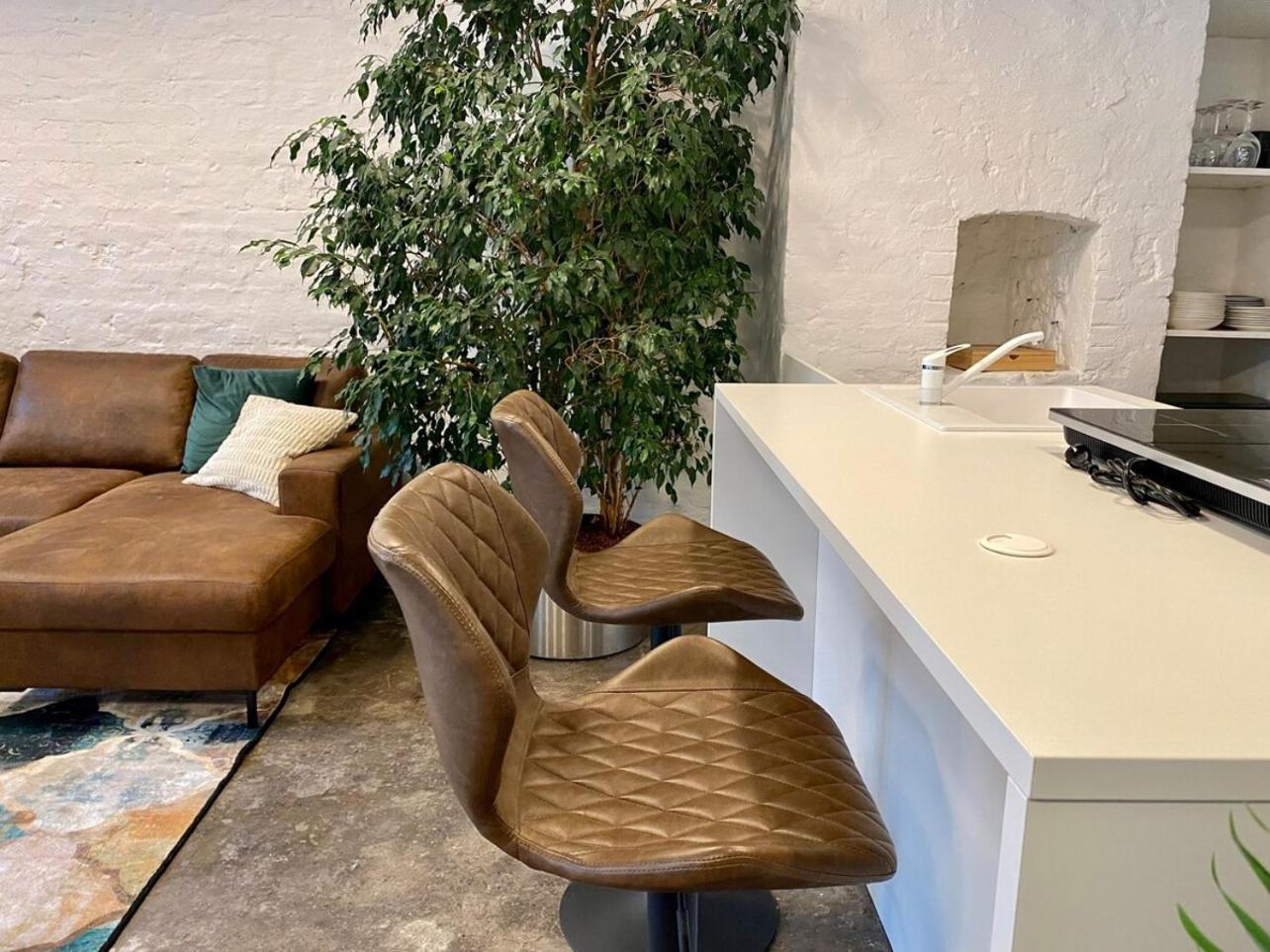 Central Studio In 5 Minutes To Alexanderplatz Apartment *