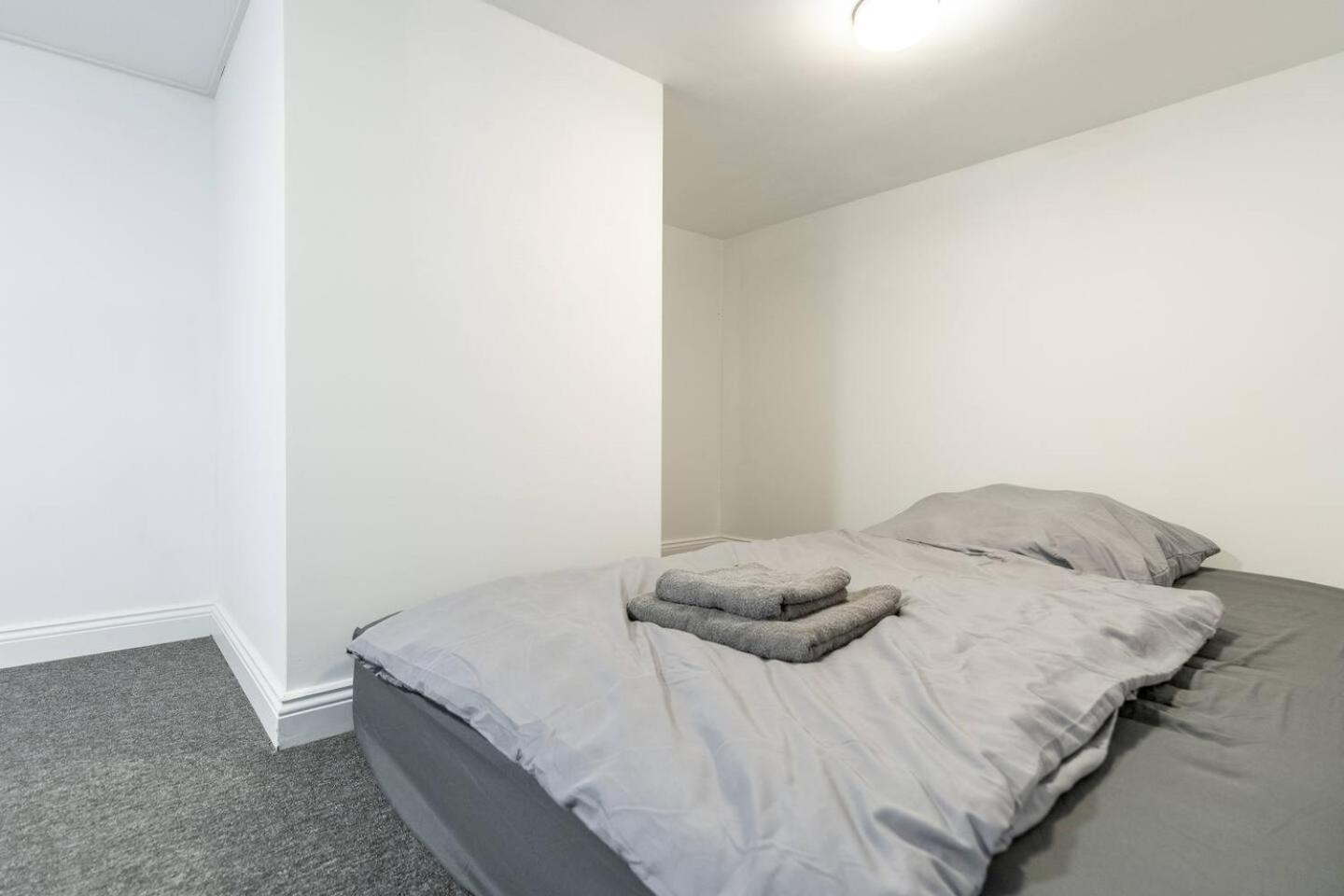 Apartment Rein18 Ron Berlin