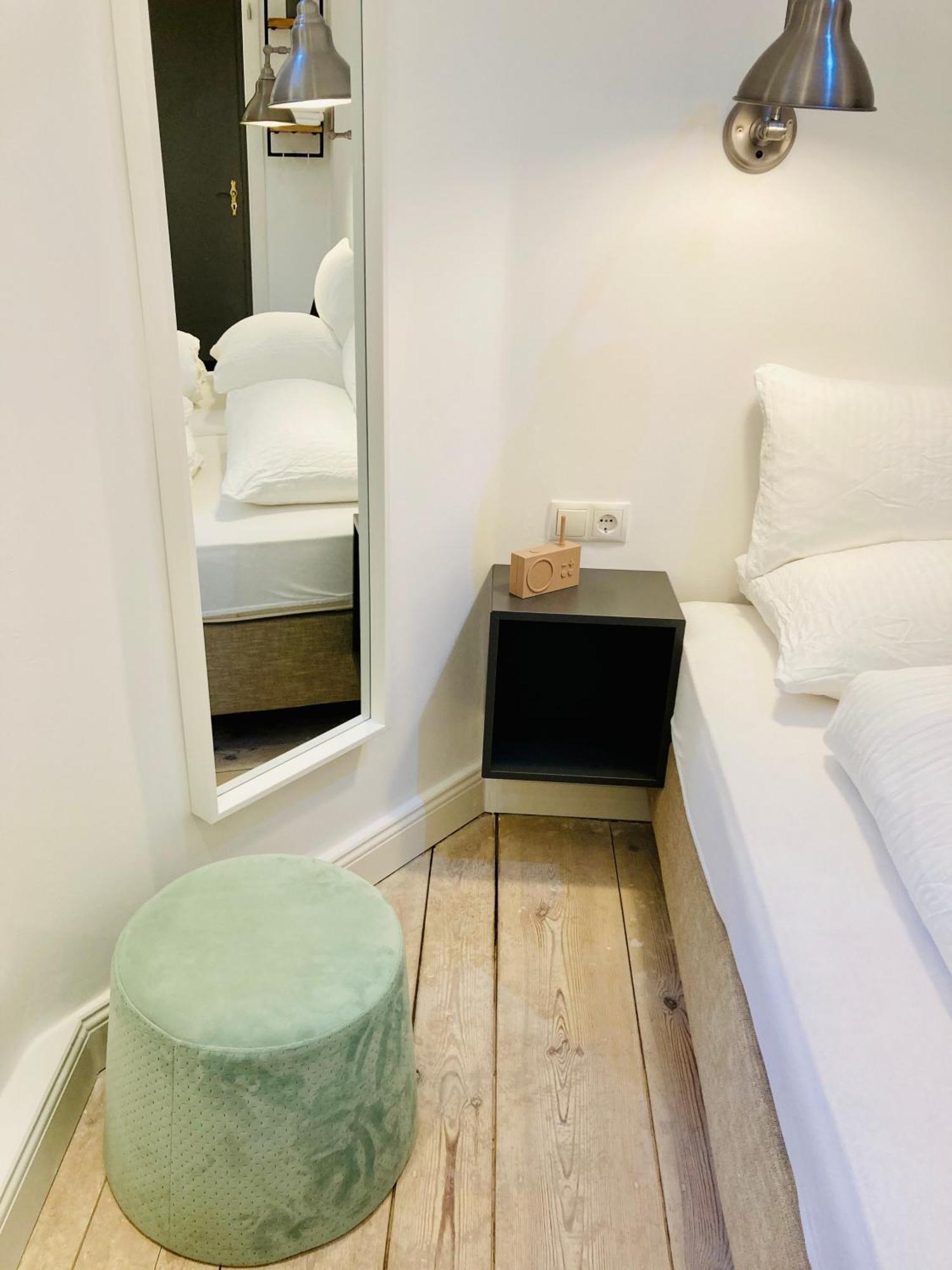 Homestay Serviced Im Herzen Berlin's