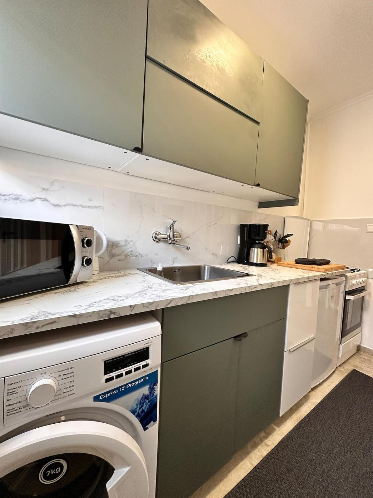Apartment Gemuetliches In Neukoelln - Privat Parkplatz *