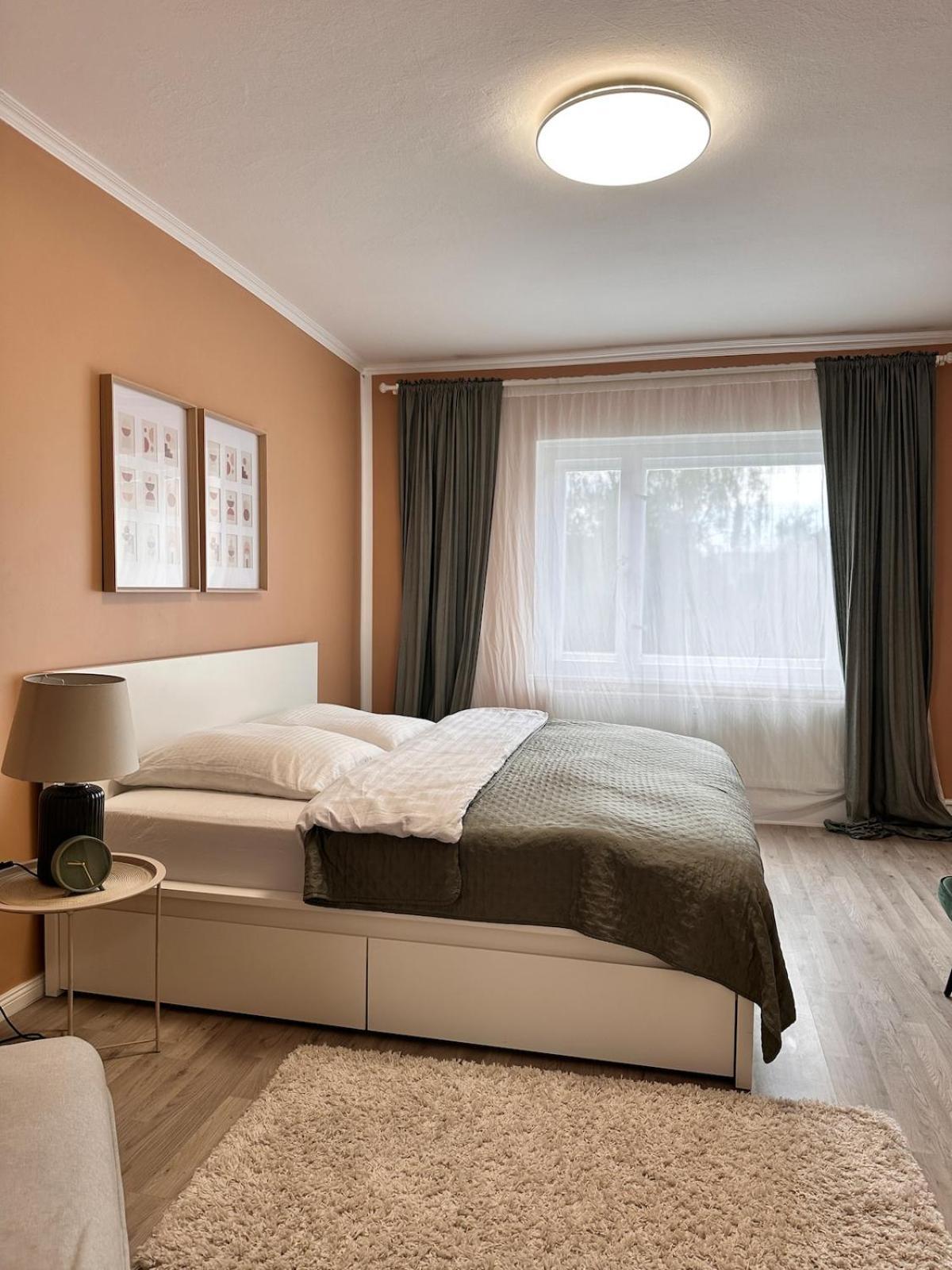 Apartment Gemuetliches In Neukoelln - Privat Parkplatz