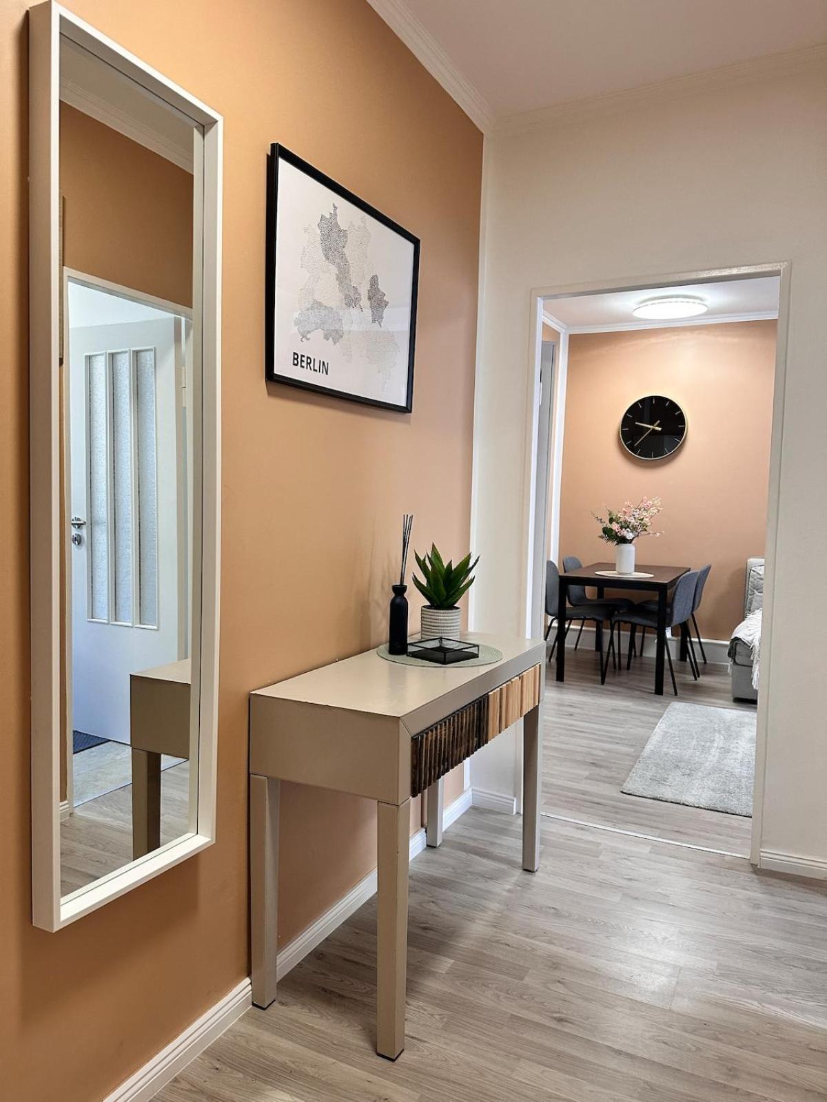 Apartment Gemuetliches In Neukoelln - Privat Parkplatz