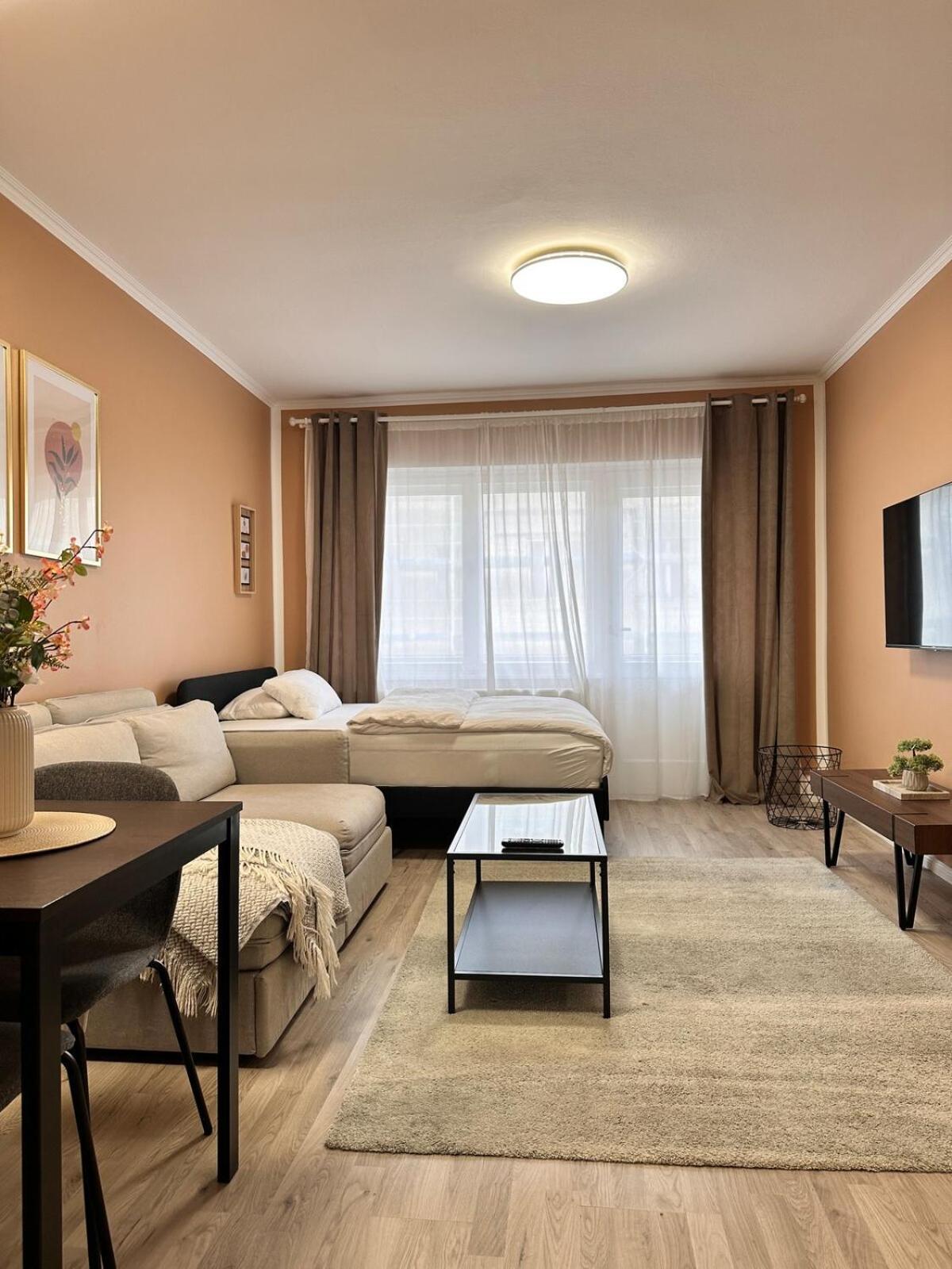 Apartment Gemuetliches In Neukoelln - Privat Parkplatz