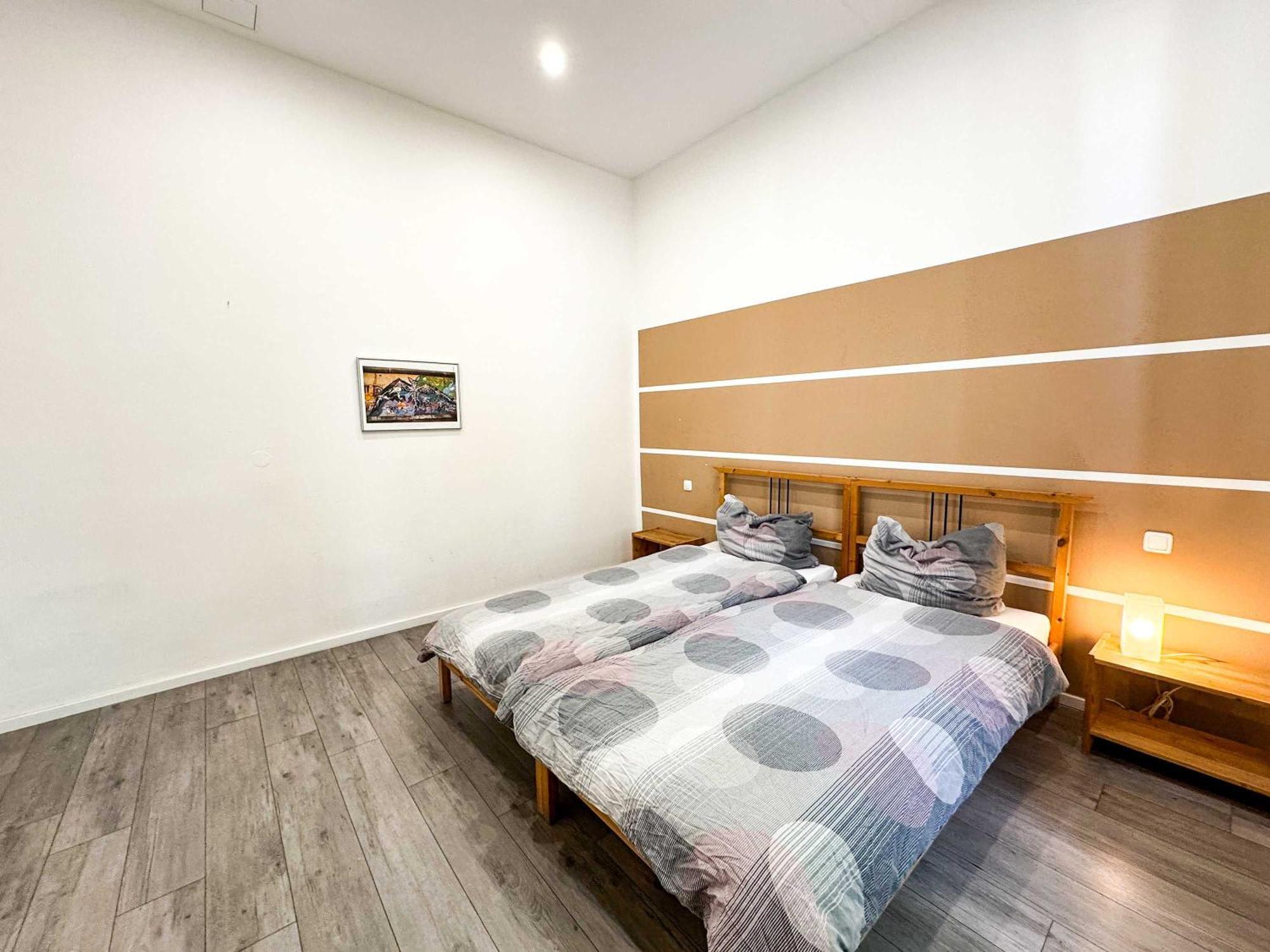 Apartment Grabbeallee #1 *