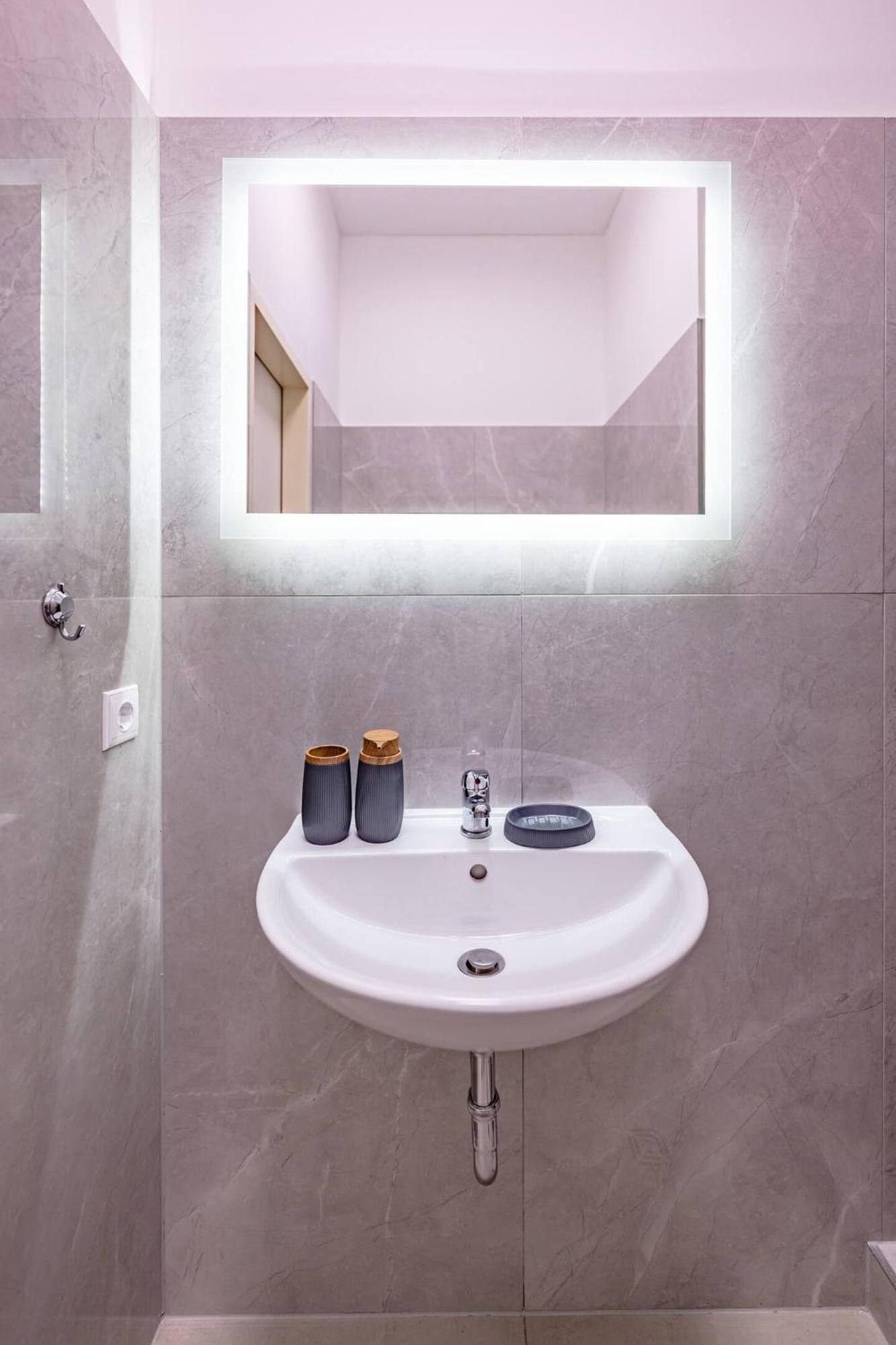 Bh5 Ron Apartment Berlin