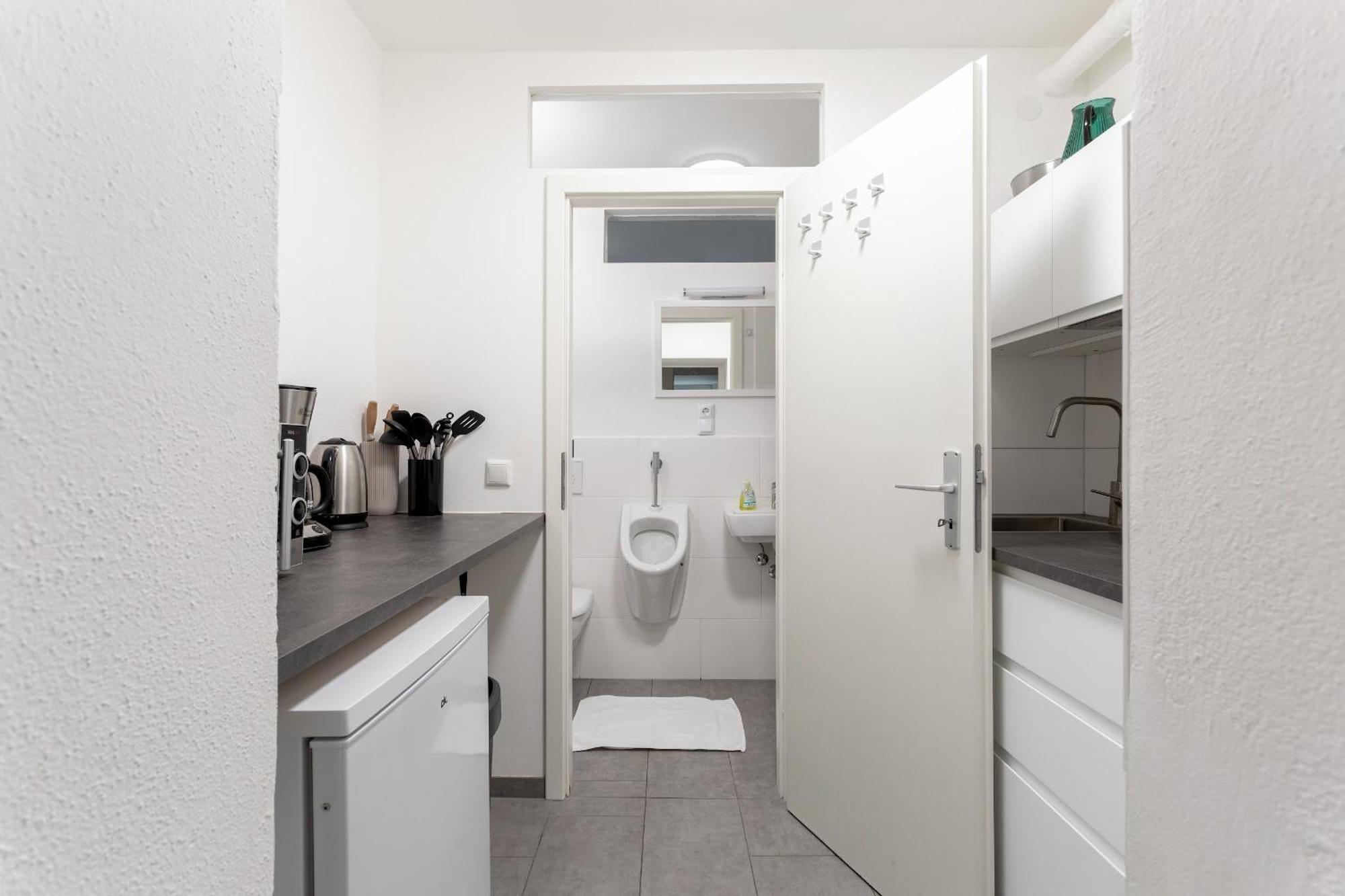 Lejlighed Global Living - Design I I Beamer I Kitchen I Terrace I Berlin