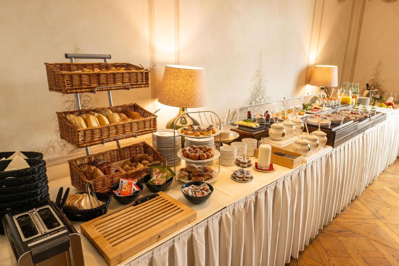 Louisa's Place Hotel 5*