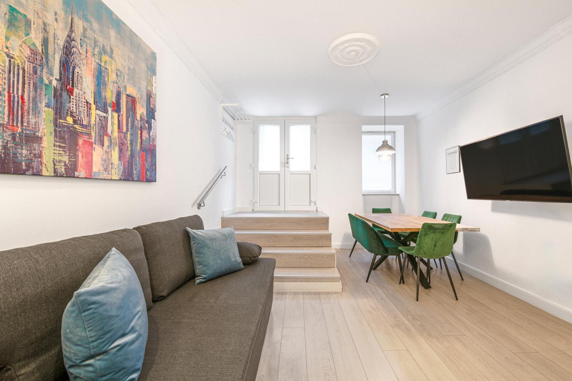 The Lachmann Vh, 2br One Living Up To 7 People * Berlin