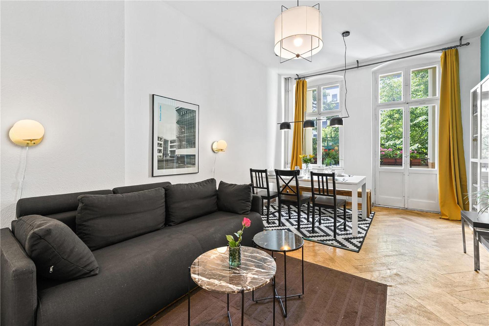 Apartment 33 Efg Schoenhauser Allee Mit Balkon *