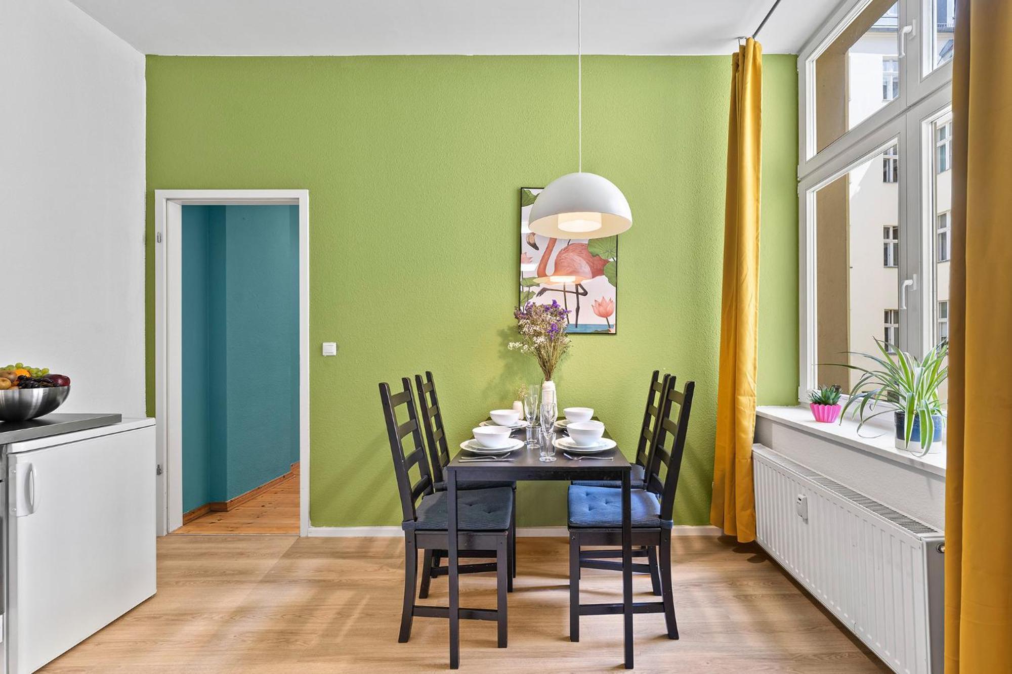 33 Efg Schoenhauser Allee Mit Balkon * Berlin
