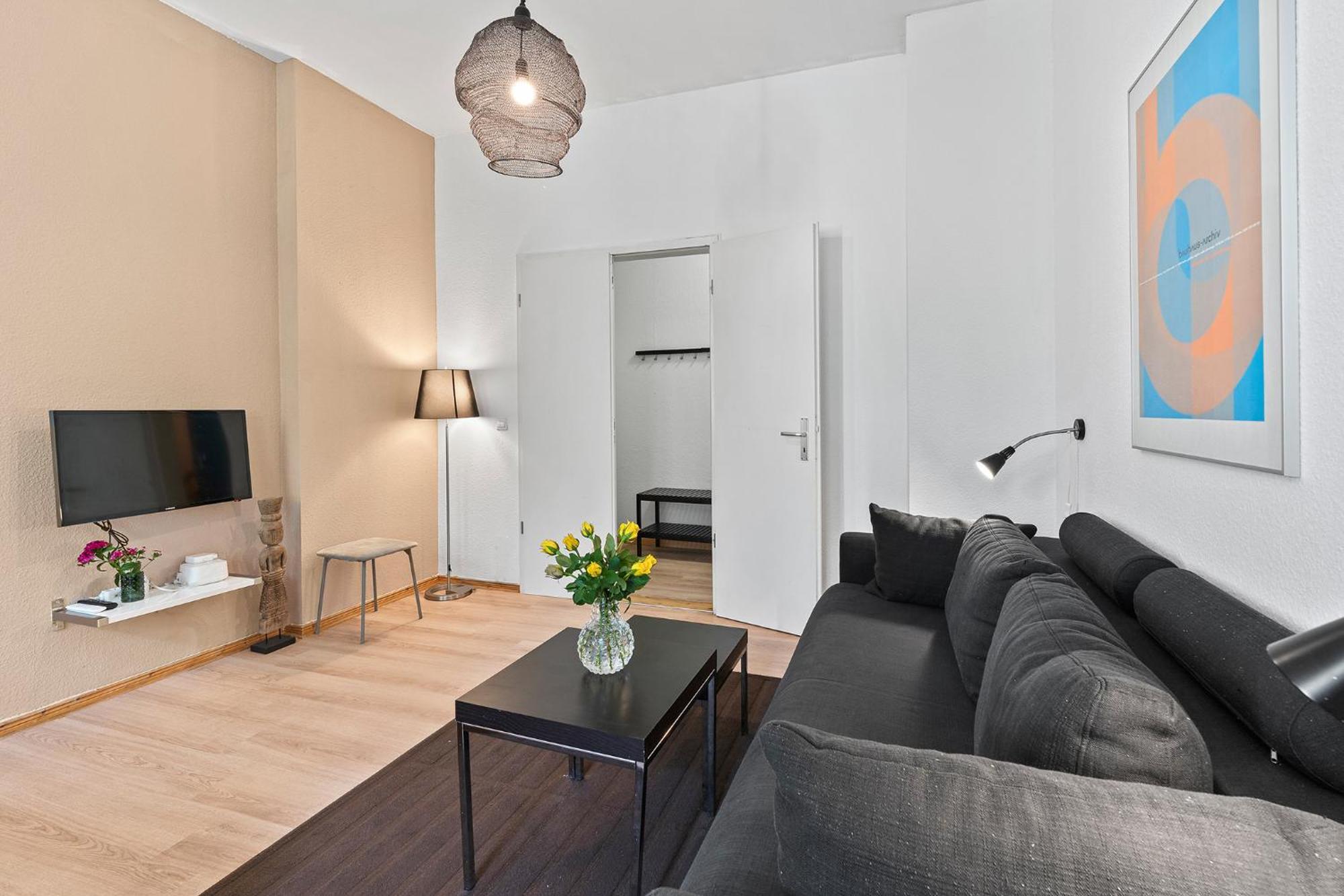 33 Efg Schoenhauser Allee Mit Balkon Apartment *