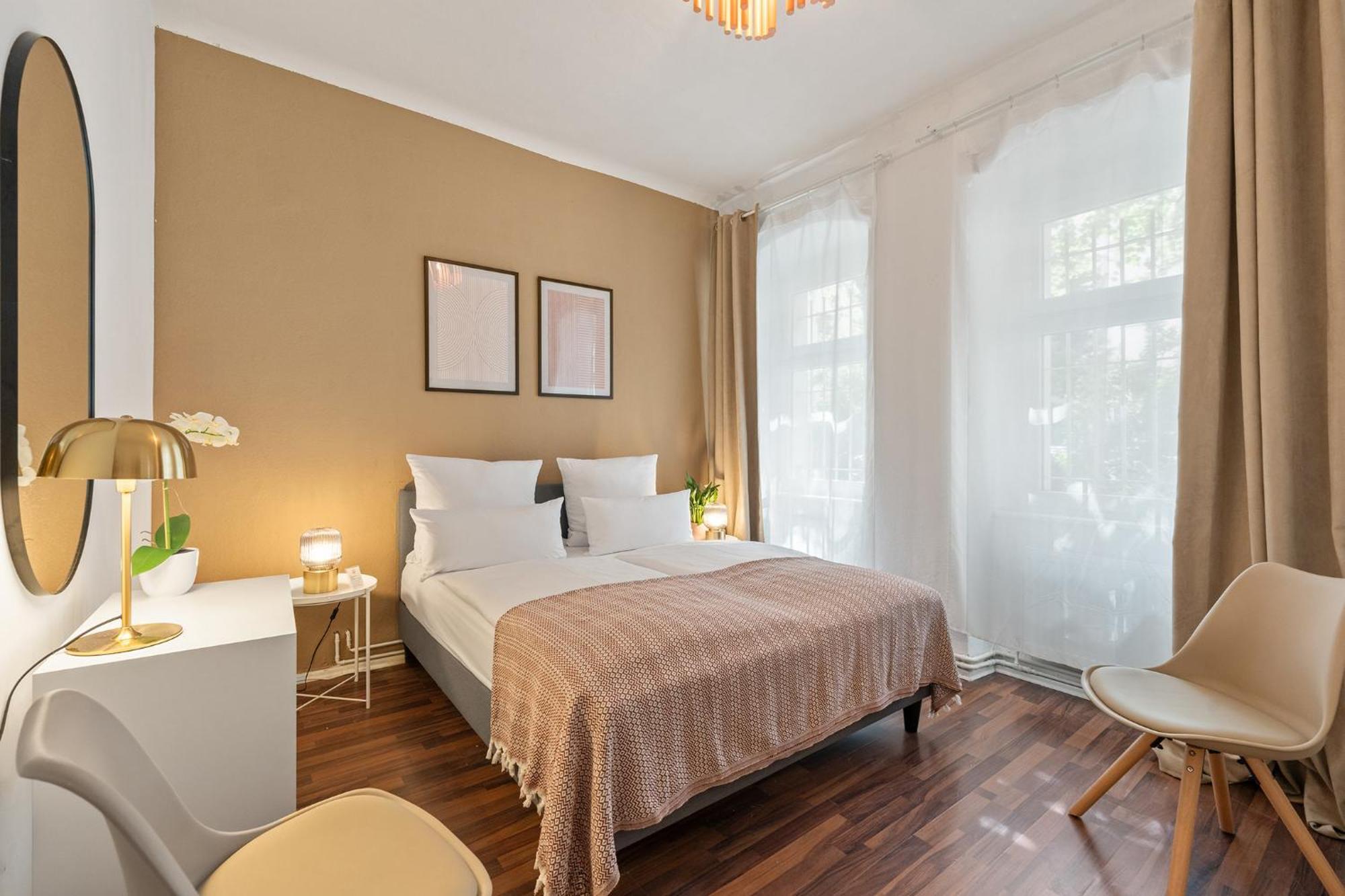 Apartment 33 I Und N Mitte *