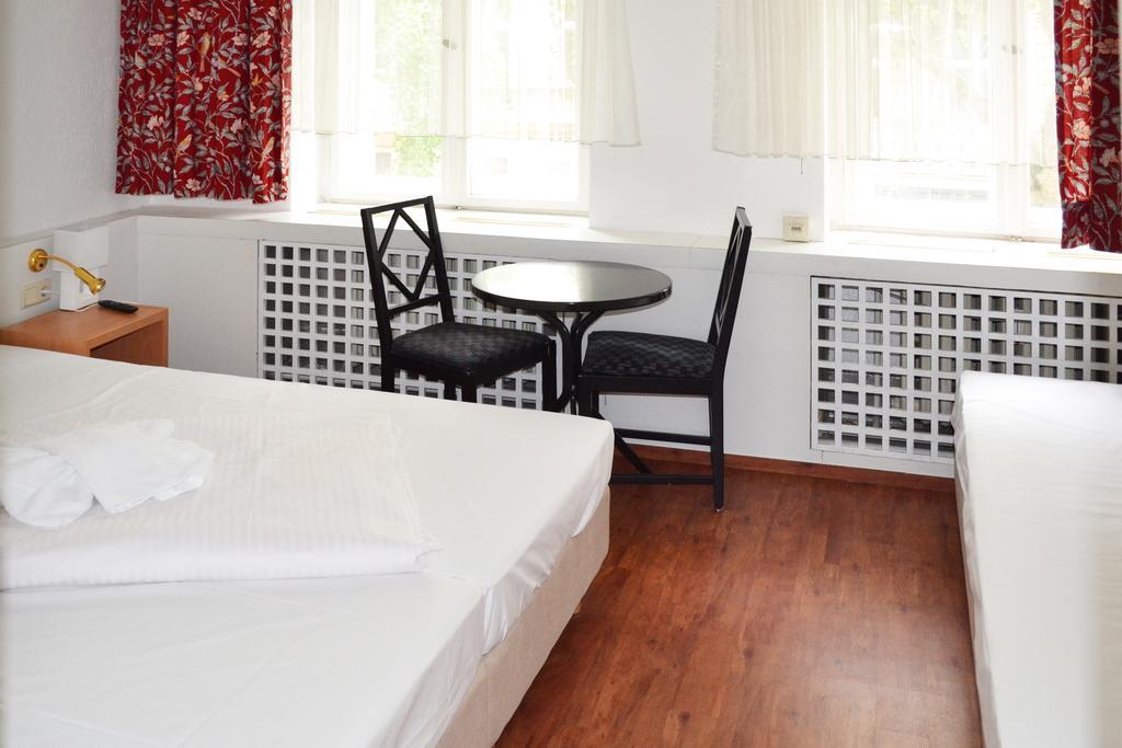 Hotel - Pension Haubach Hotel 2*
