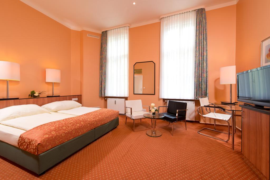 Rewari Hotel
