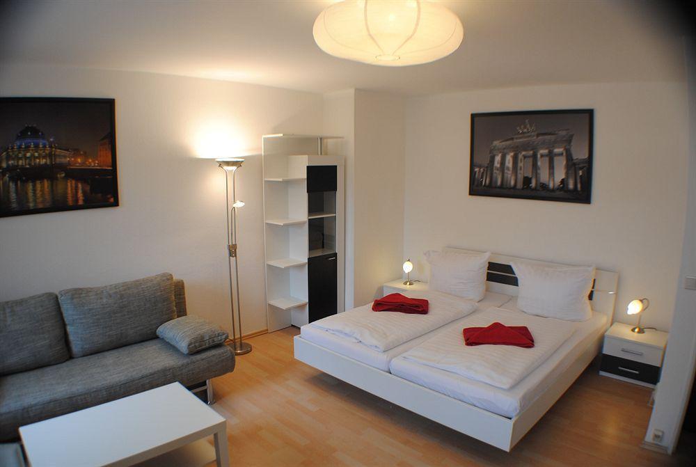 Cab City Hotel