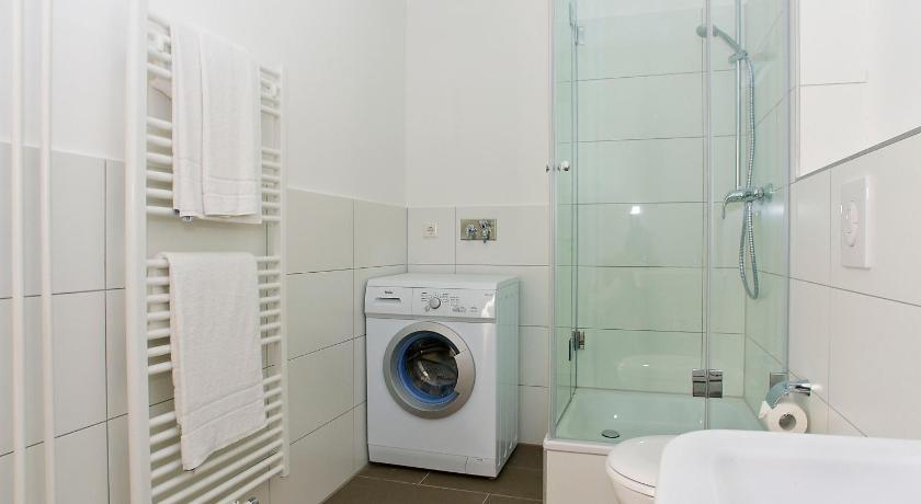 Apartmenthouse - Am Goerlitzer Park 3* Berlin