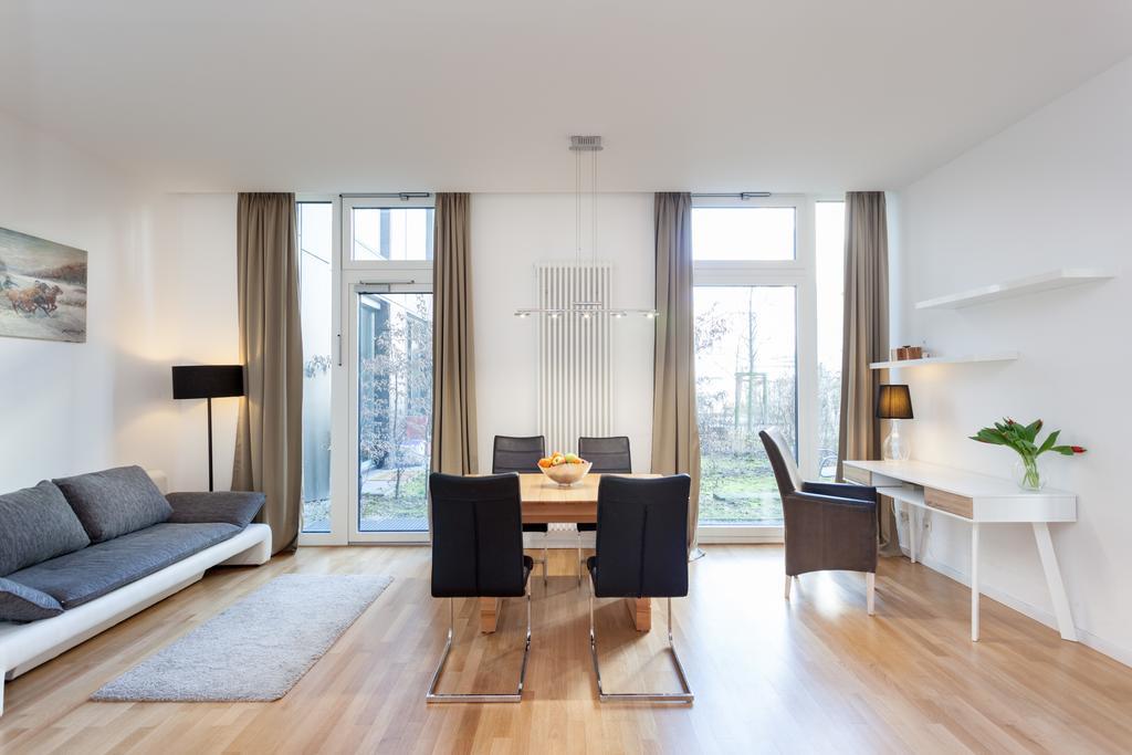 Modern In The Luxury Complex Marthashof Berlin