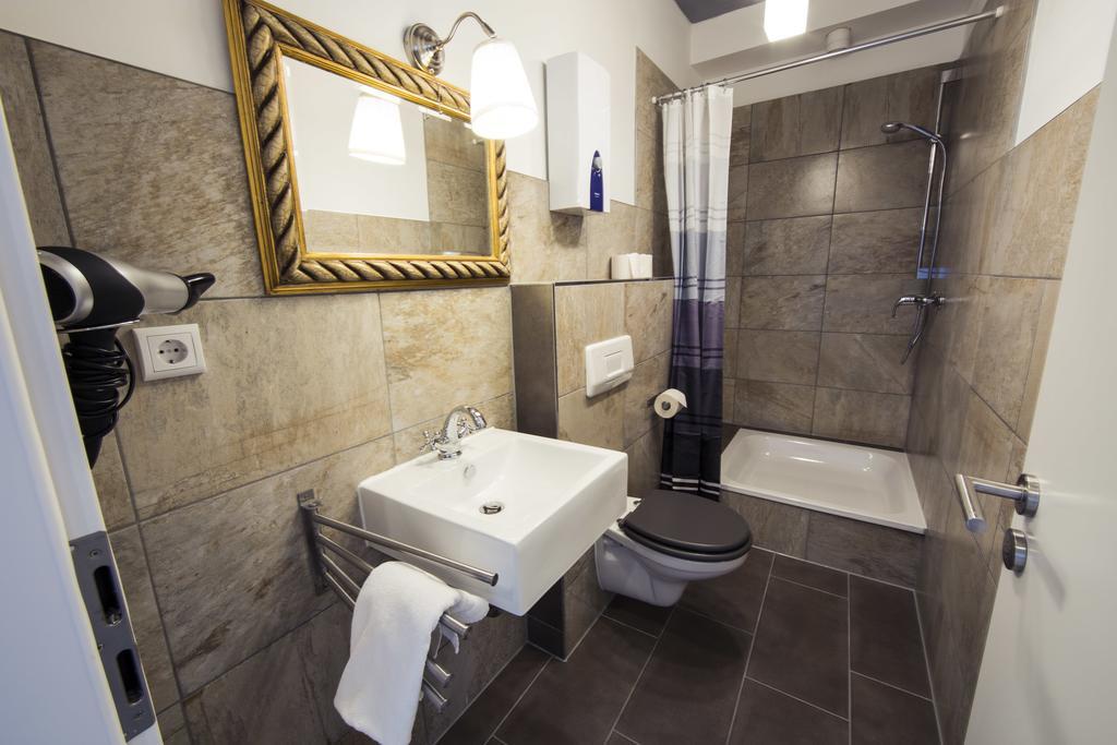 Hevals Grand Appartments Tempelhof *